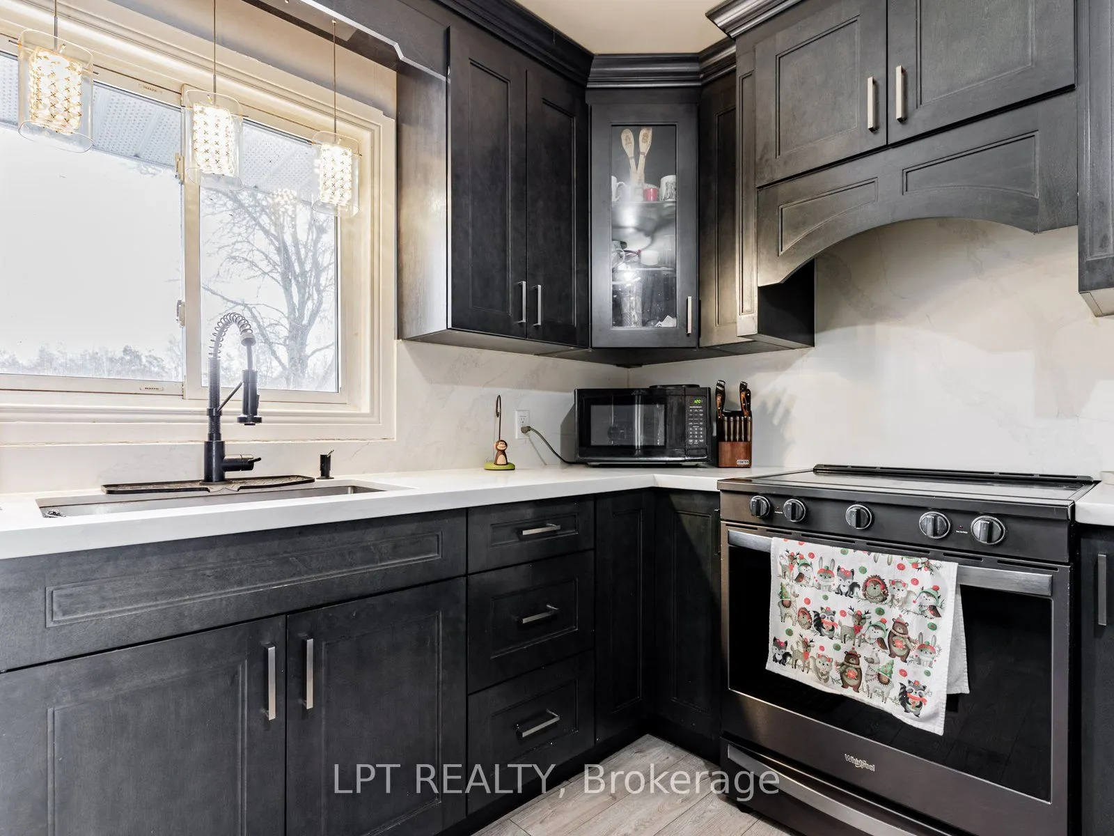28 Main Street