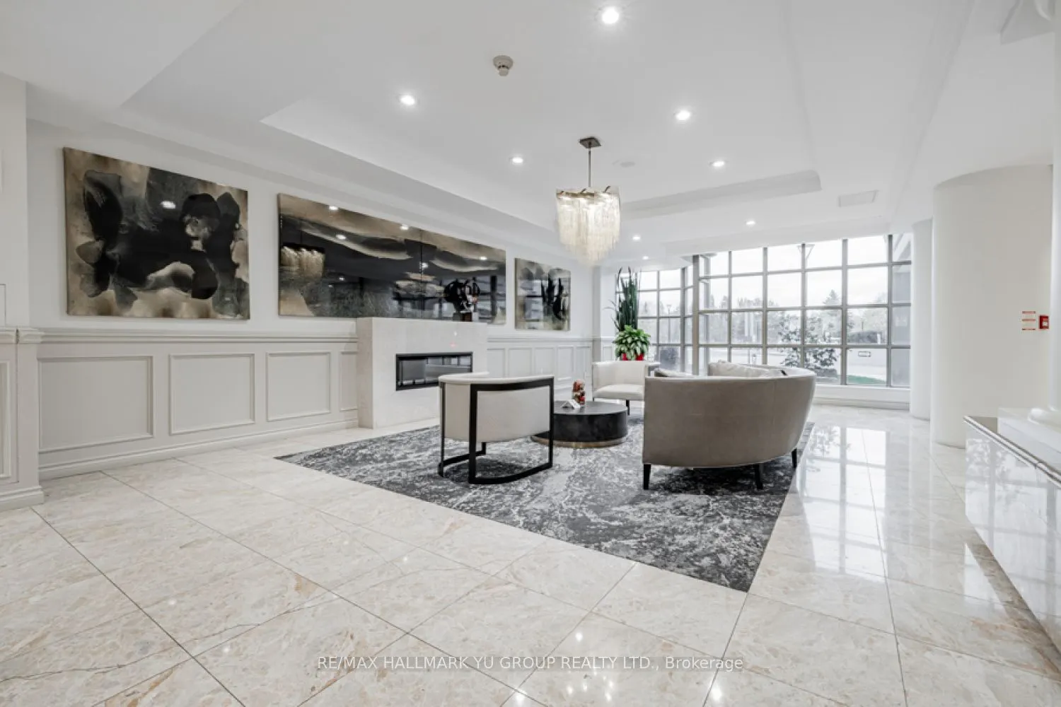 7 Townsgate Drive #1203