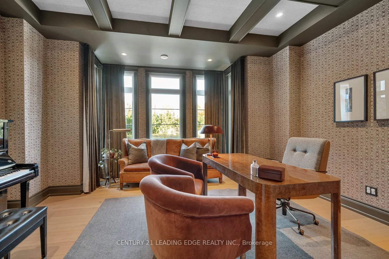 43 Newton Reed Crescent