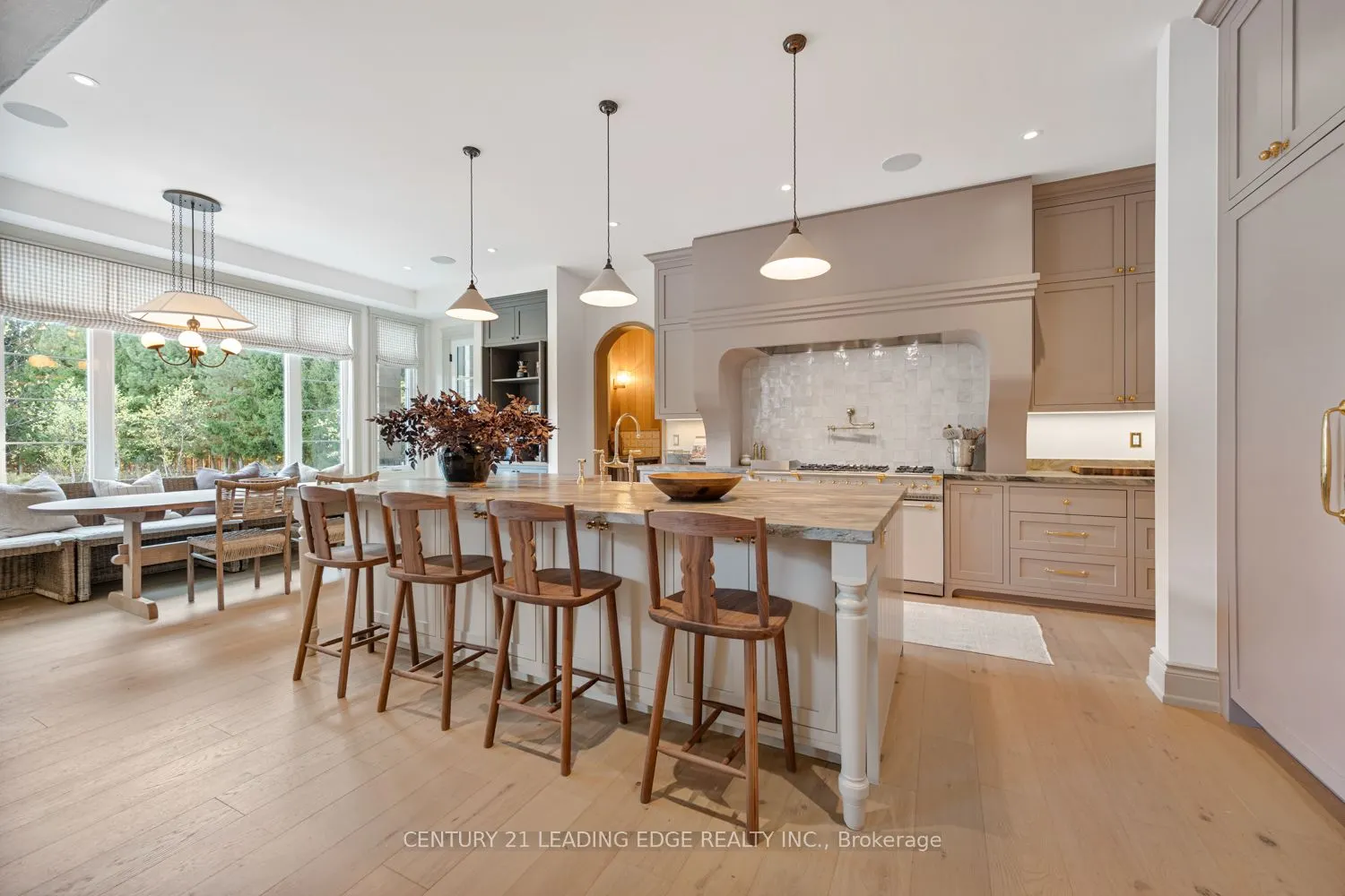 43 Newton Reed Crescent