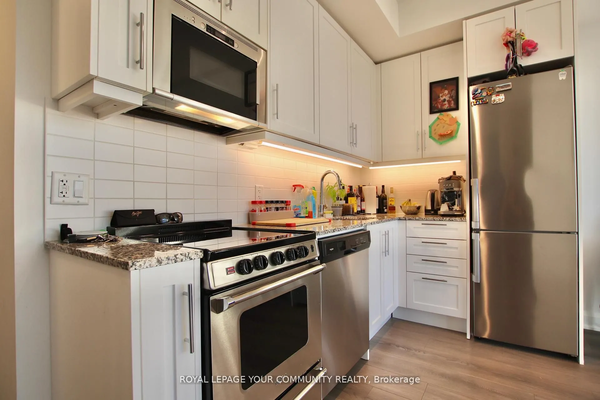 20 Gatineau Drive #404