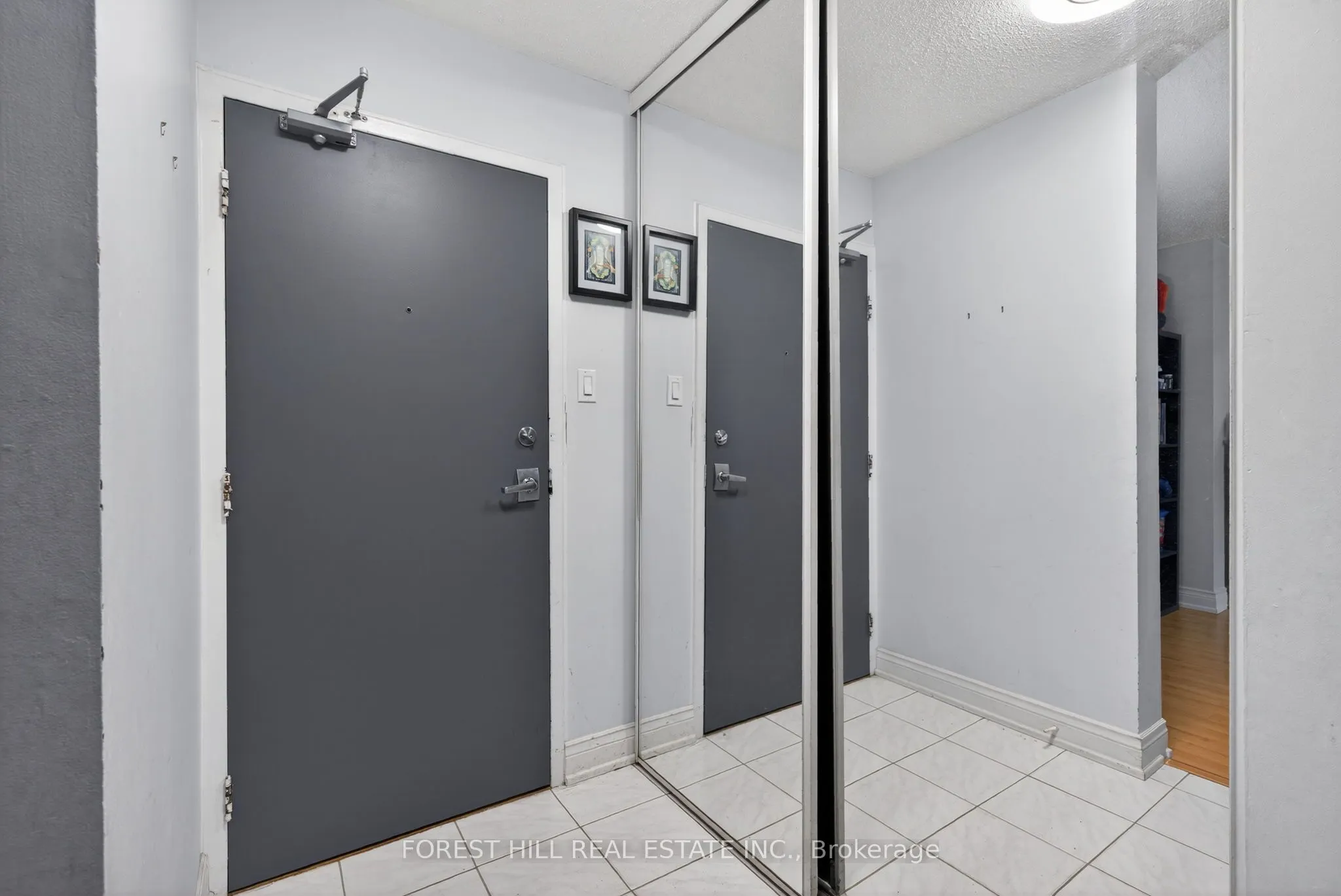 180 DUDLEY Avenue #302