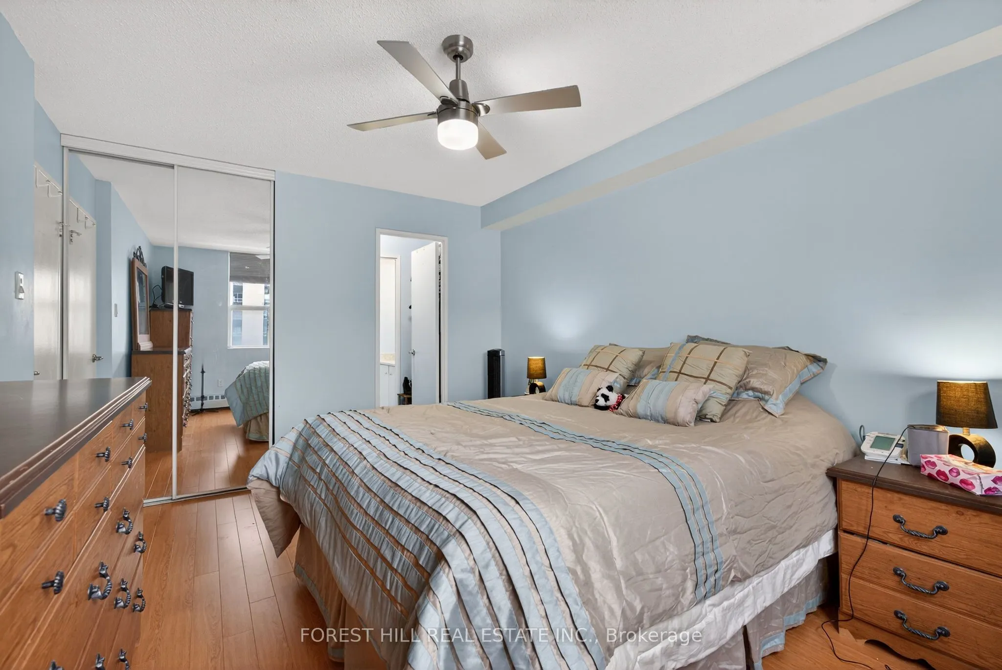 180 DUDLEY Avenue #302