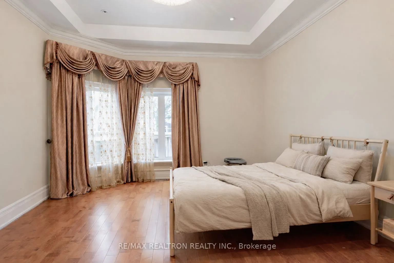 5 Long Hill Drive