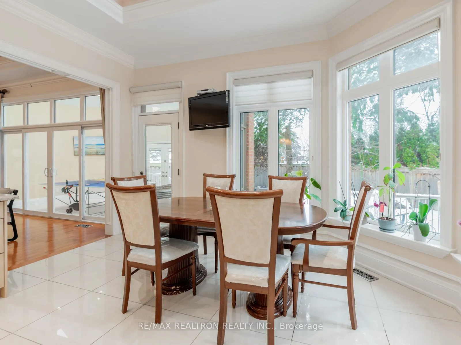 5 Long Hill Drive