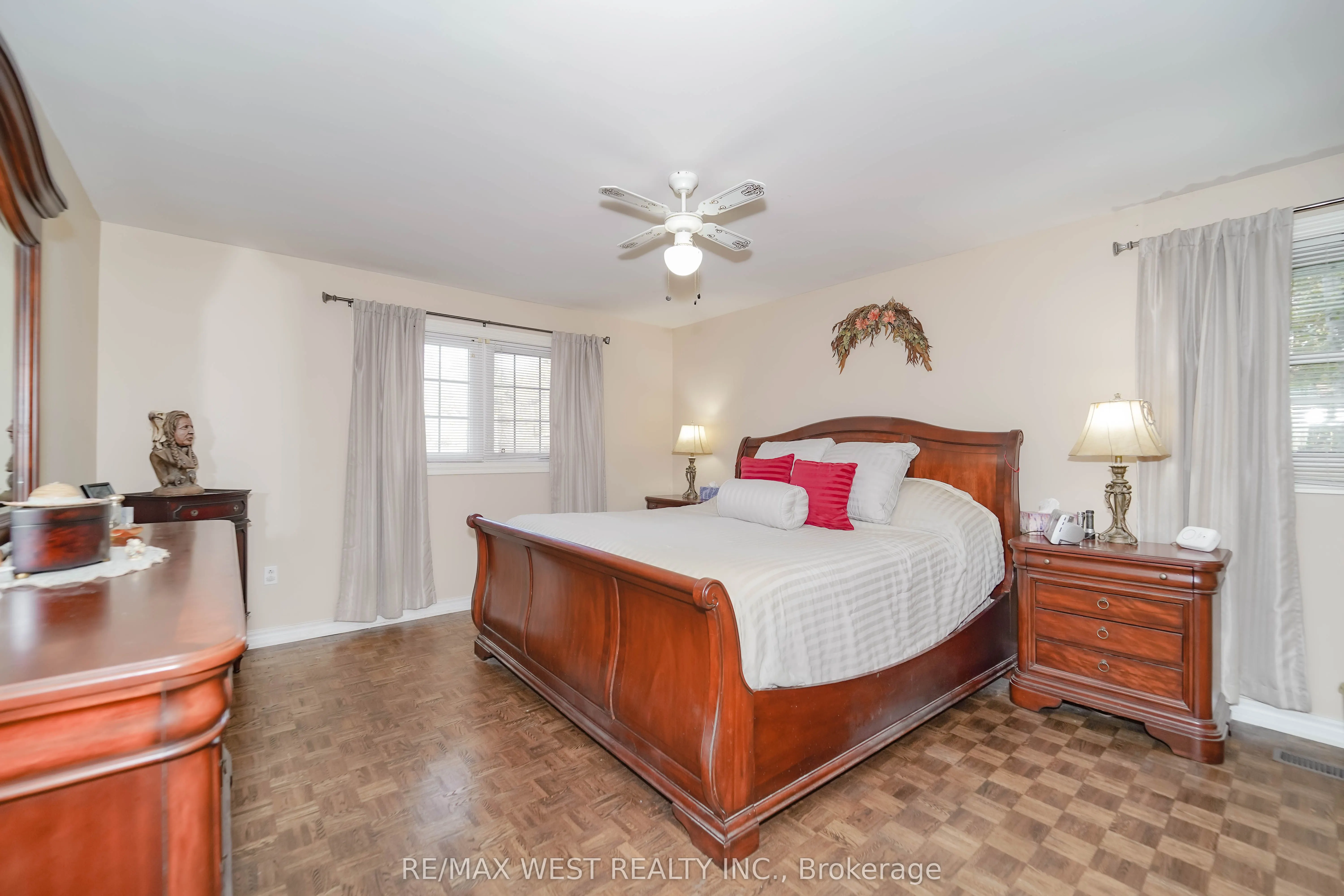 5949 Concession 6 Road