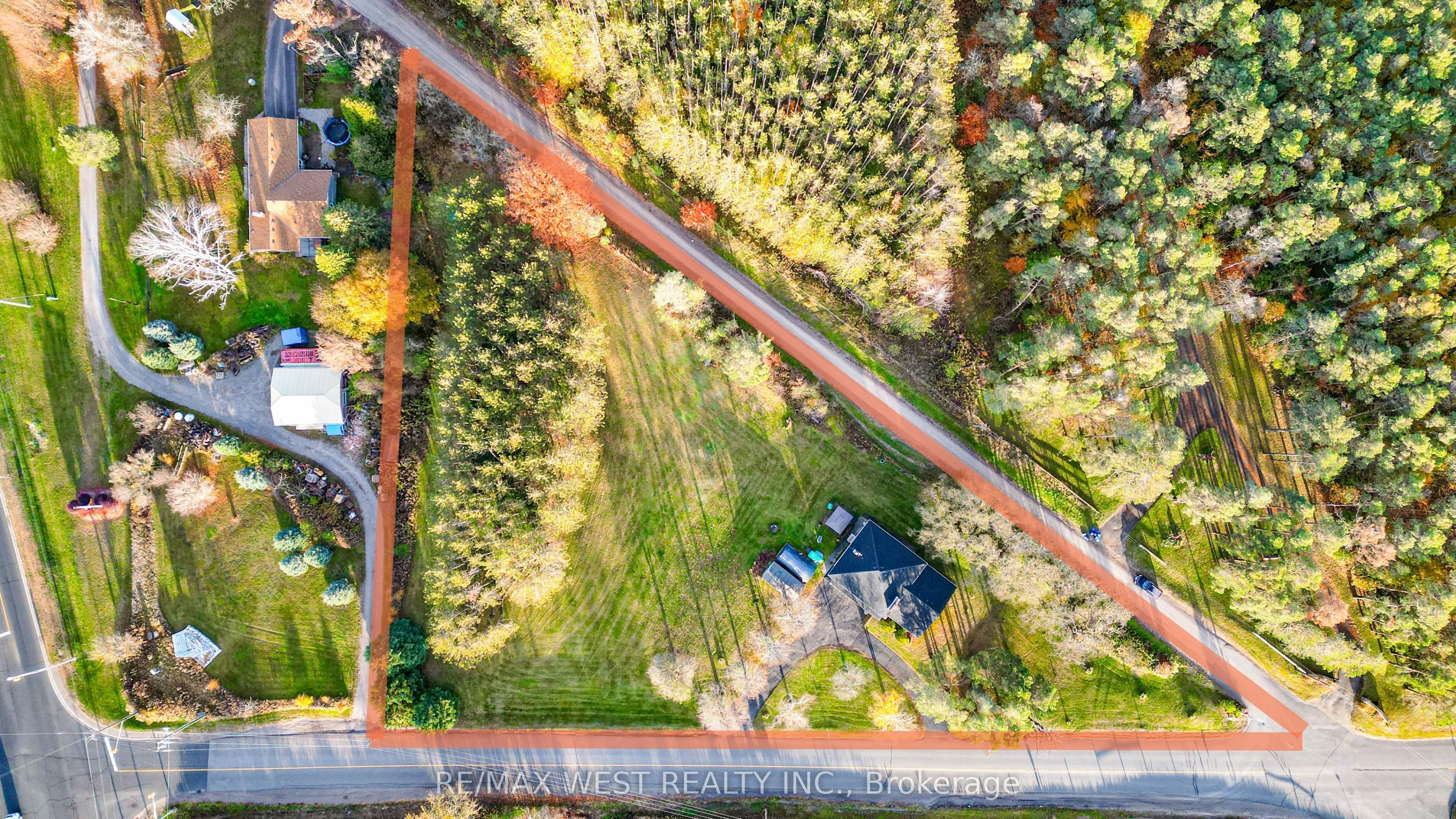 5949 Concession 6 Road