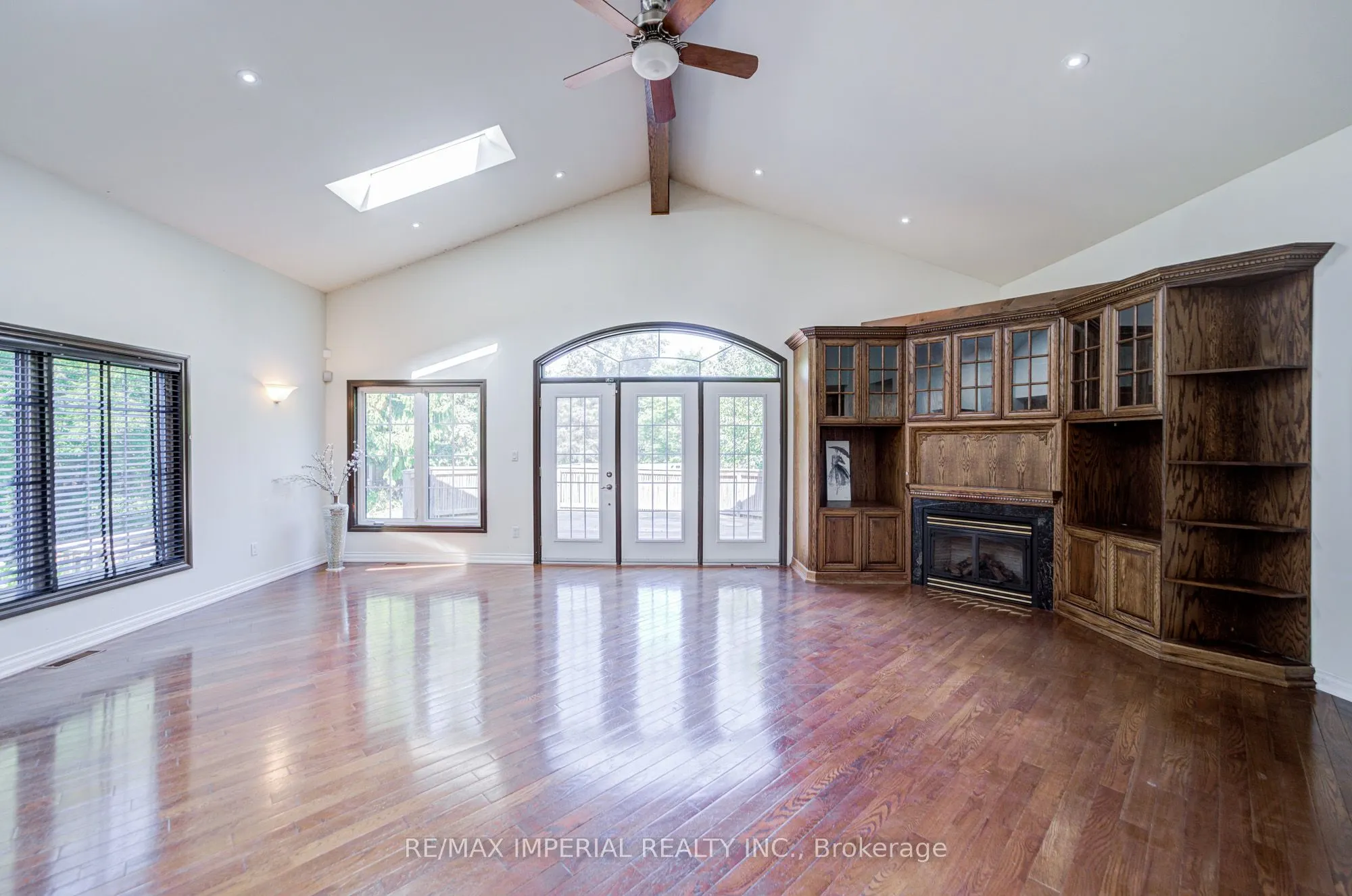 20 Blackforest Drive