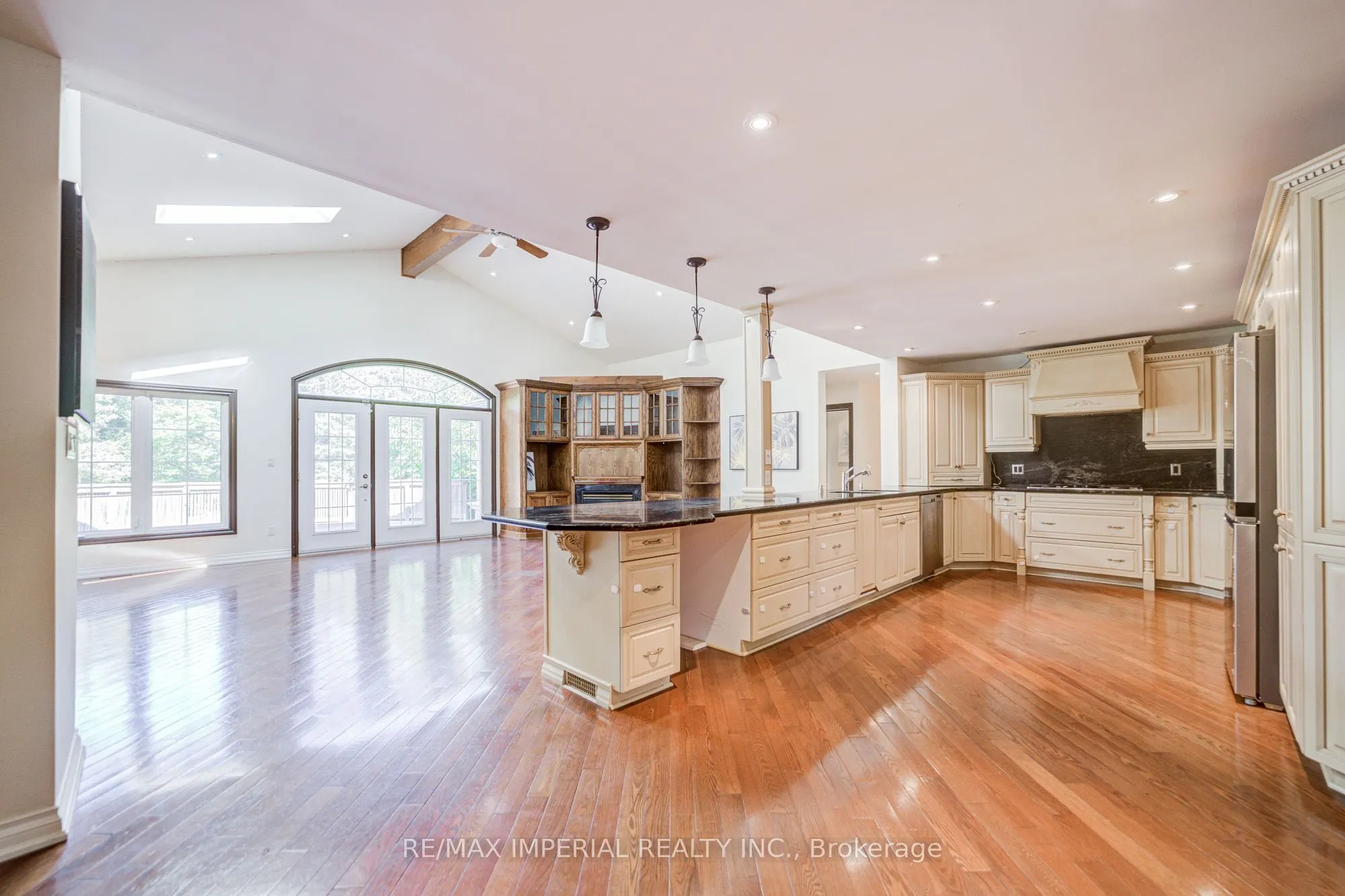 20 Blackforest Drive