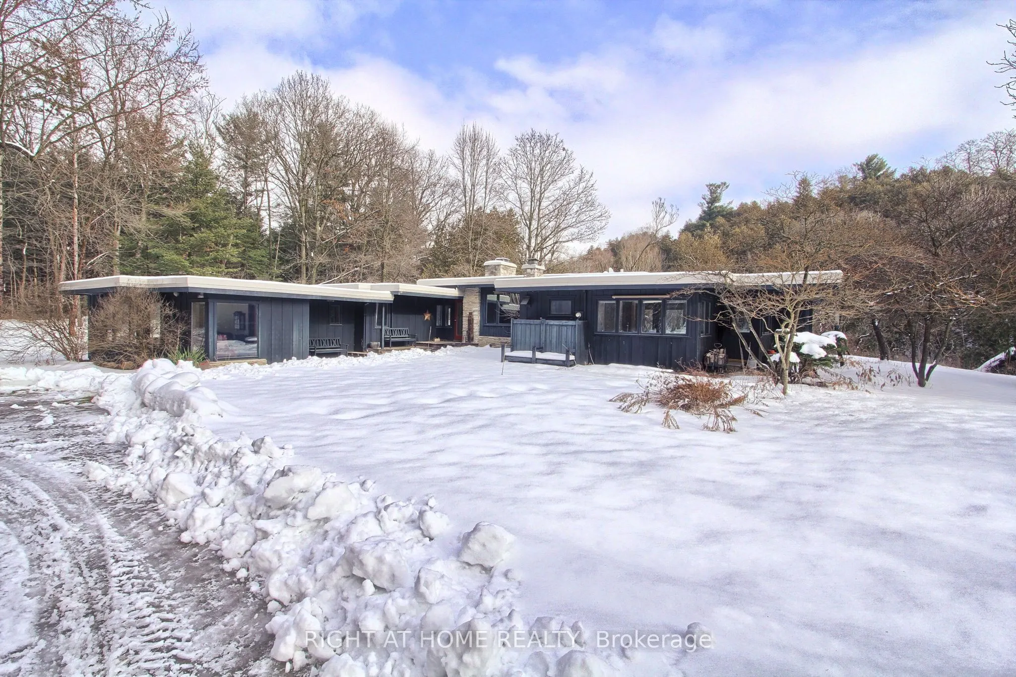 115 Valley Road