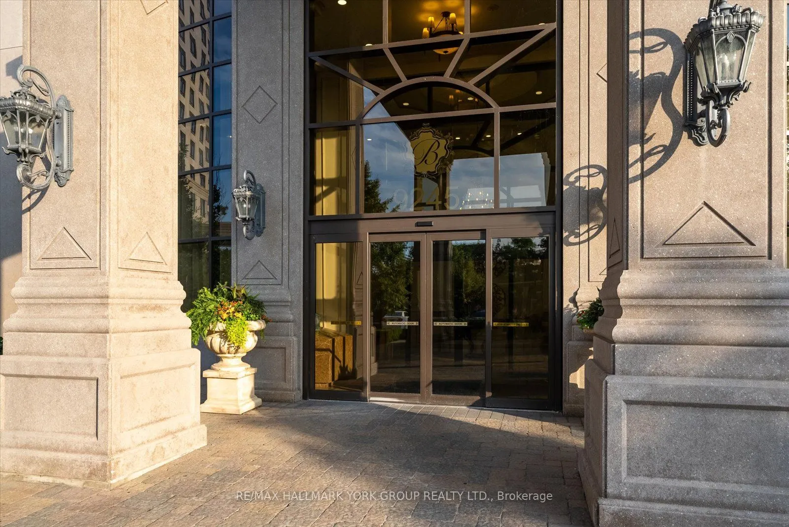 9245 Jane Street #1601