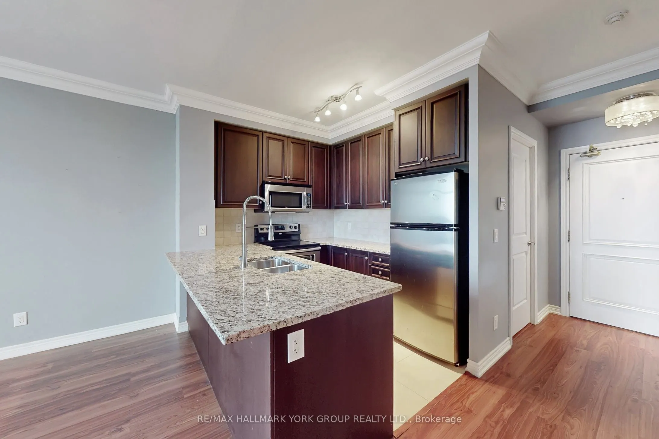 9245 Jane Street #1601