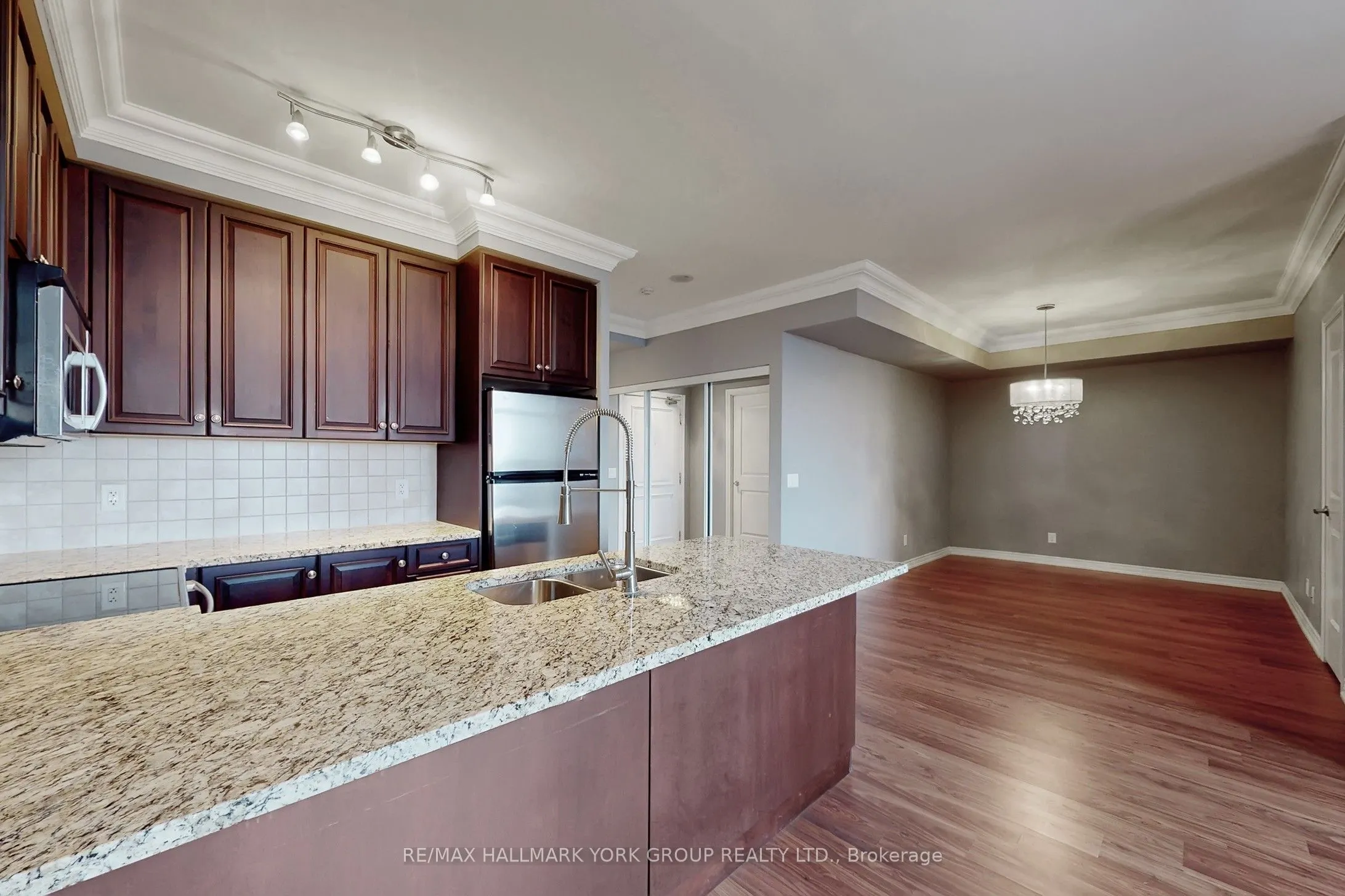 9245 Jane Street #1601