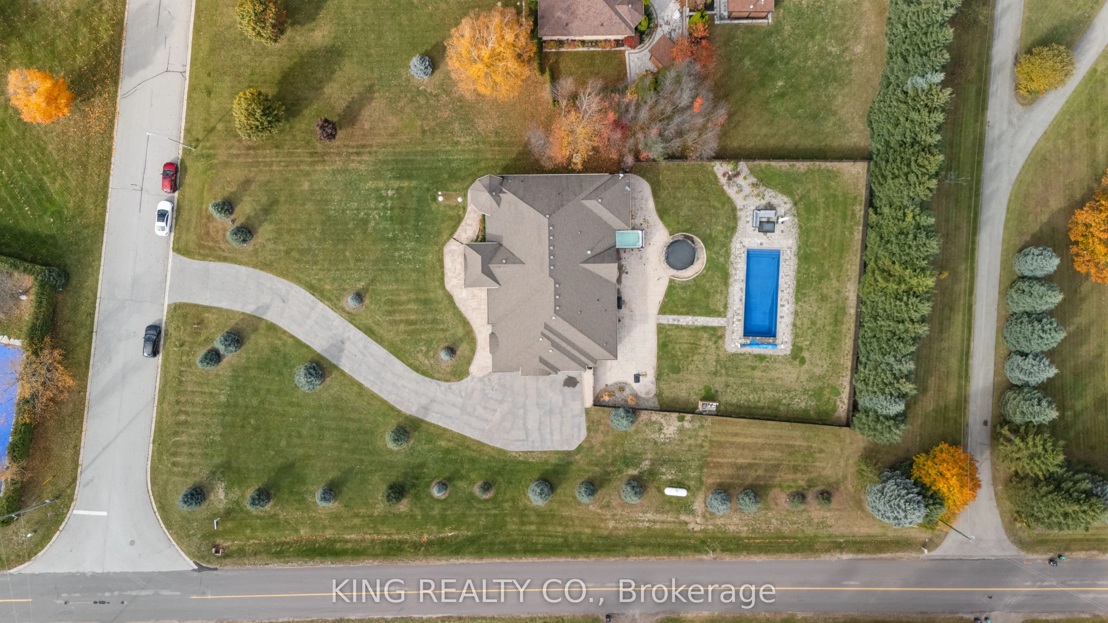 2 Dale Crescent