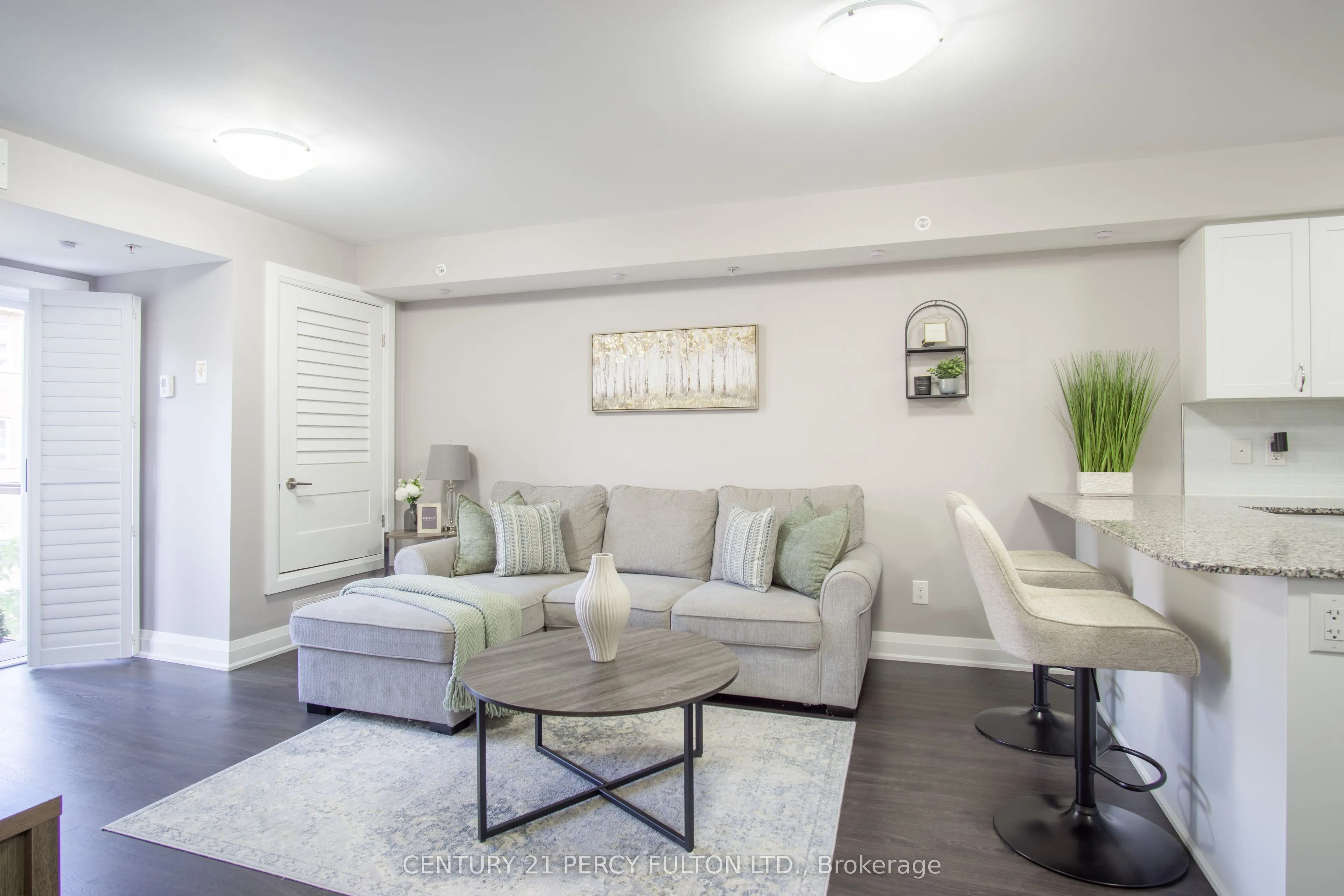 481 Rupert Avenue #201