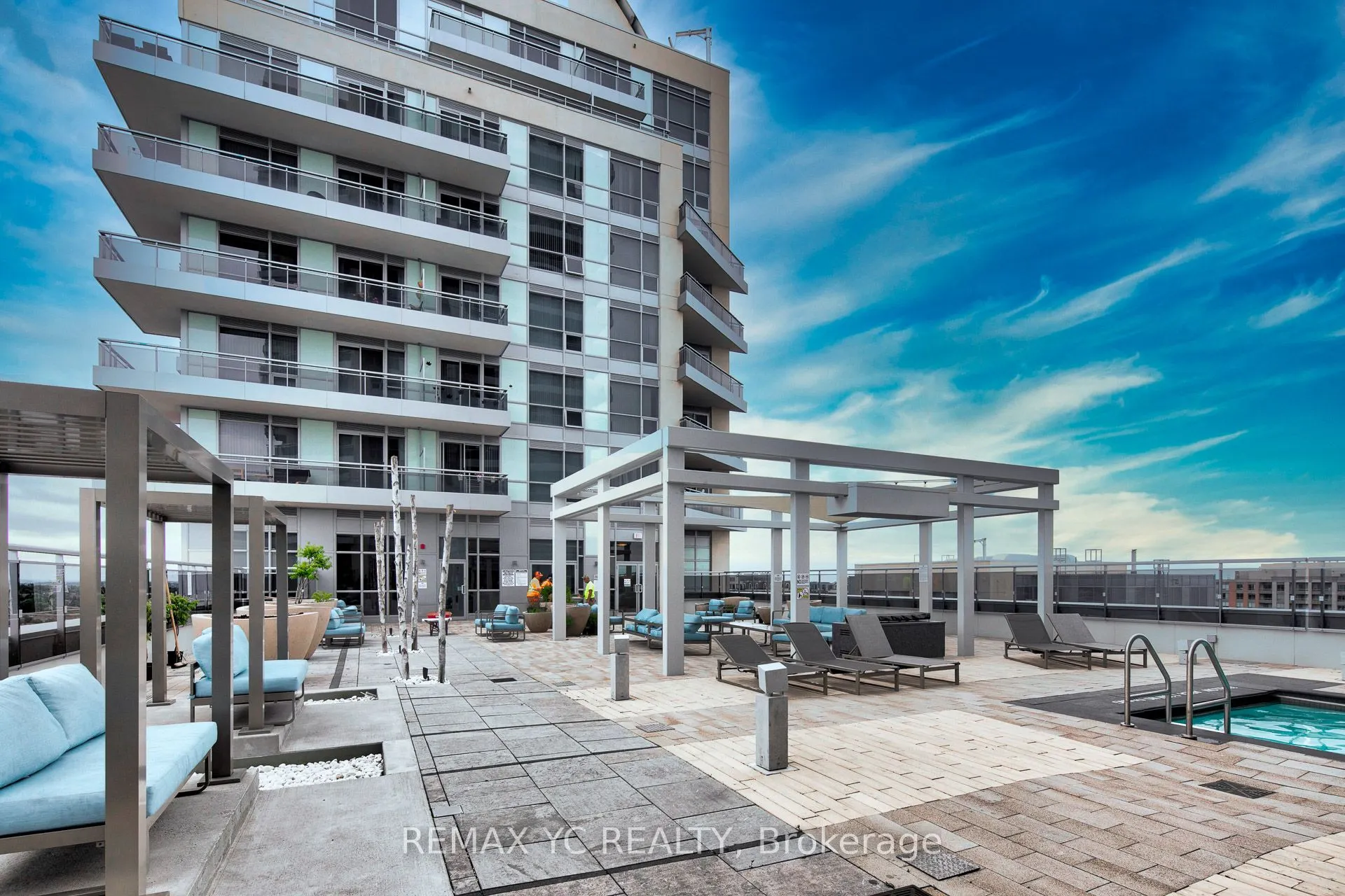 9191 Yonge Street #201