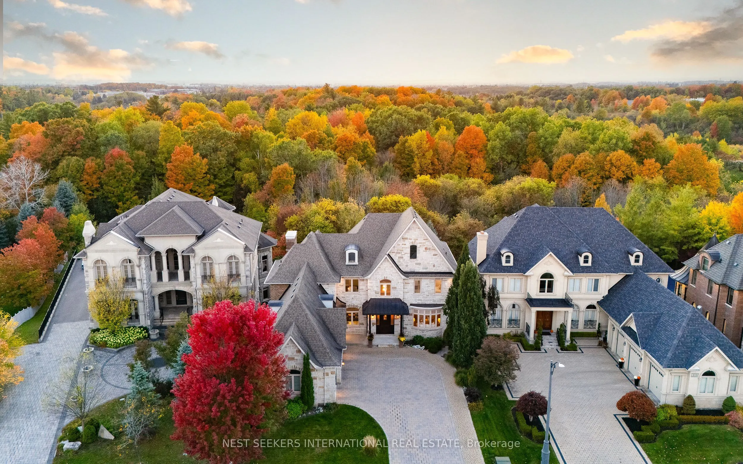 79 Grandvista Crescent