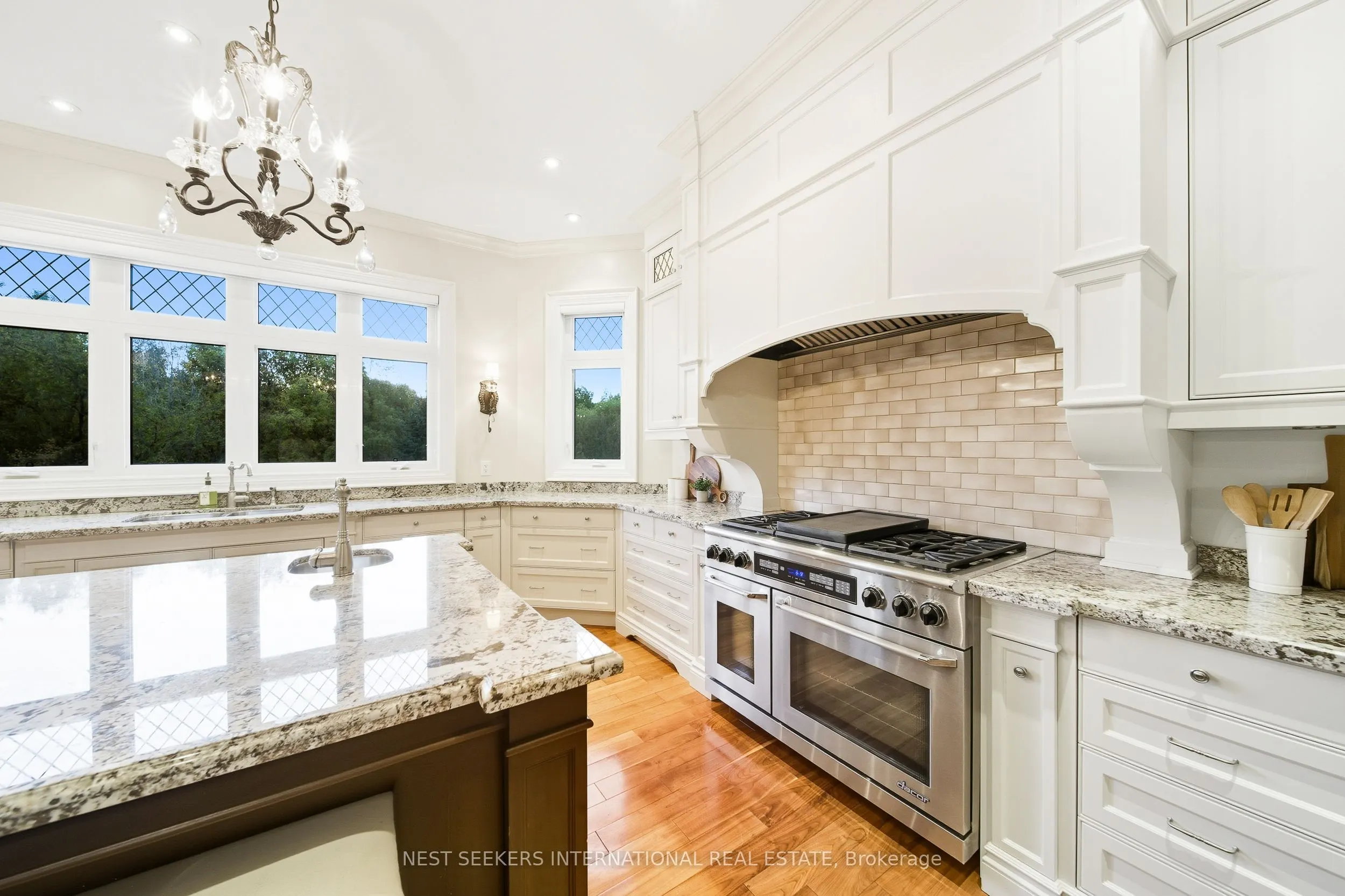 79 Grandvista Crescent