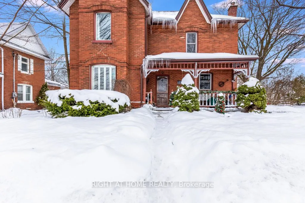 220 Barrie Street