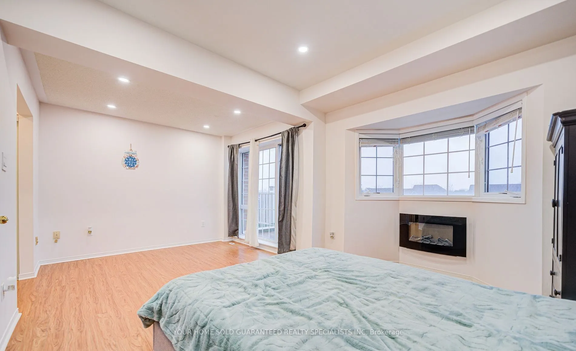 15 Cornell Meadows Avenue #A206