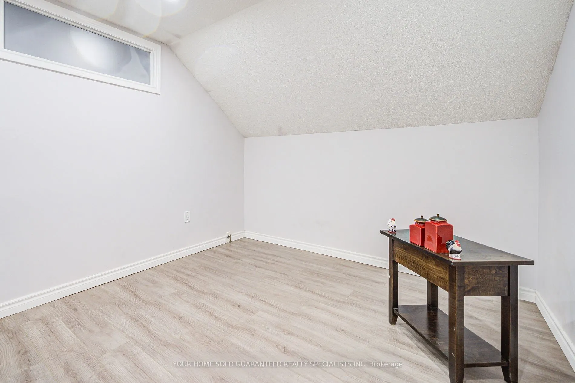 15 Cornell Meadows Avenue #A206