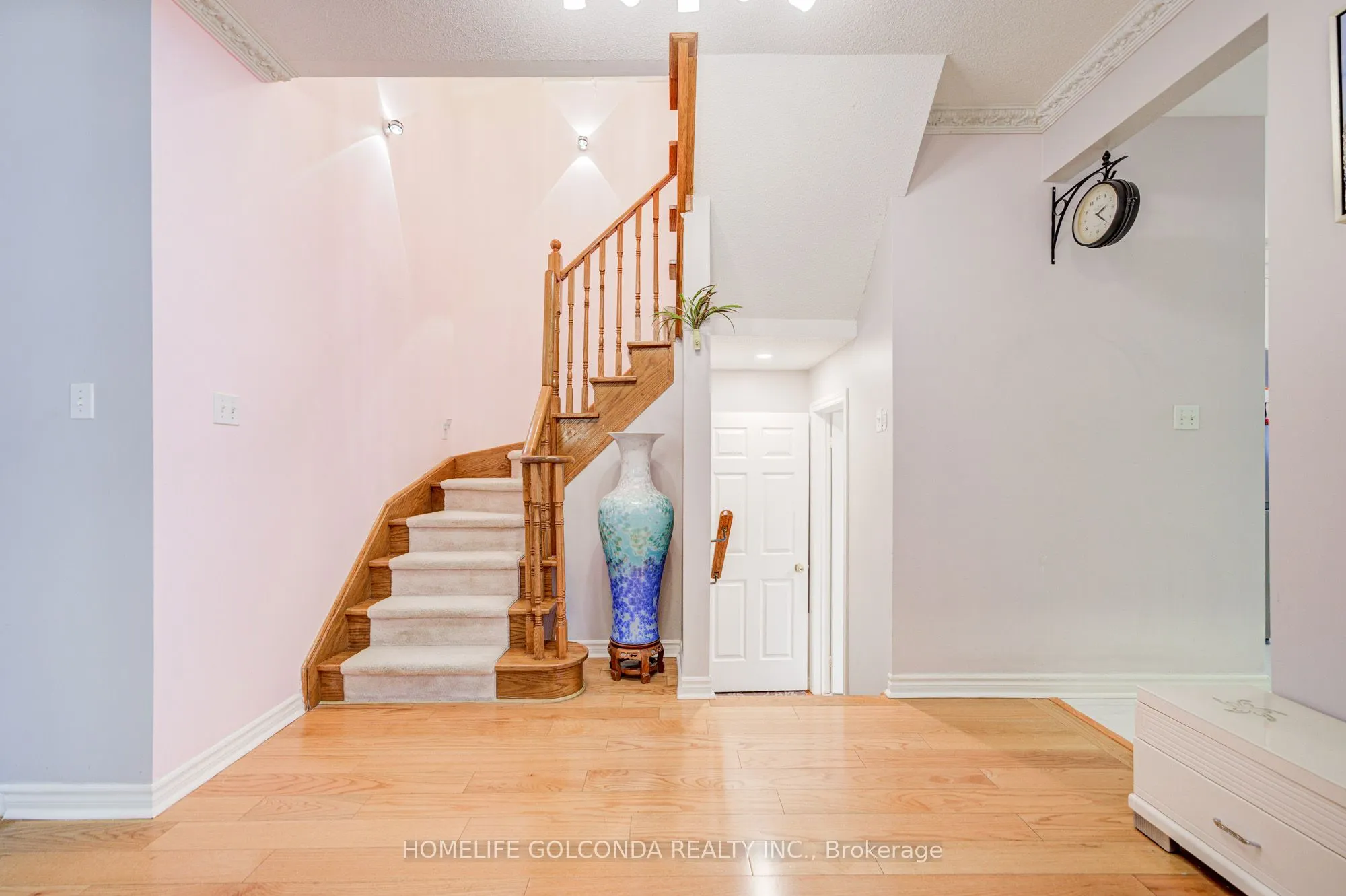 25 Eastpine Drive