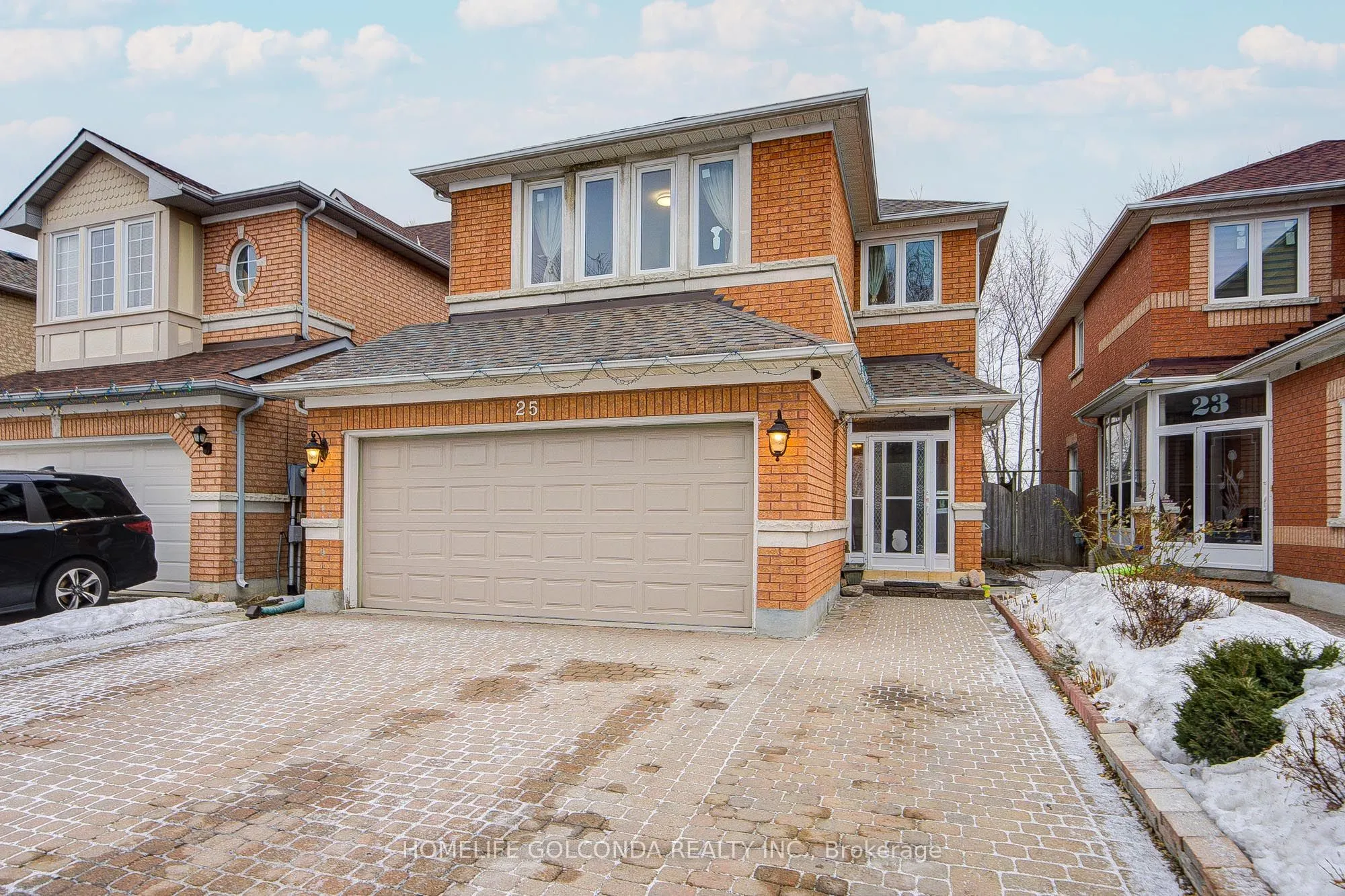 25 Eastpine Drive