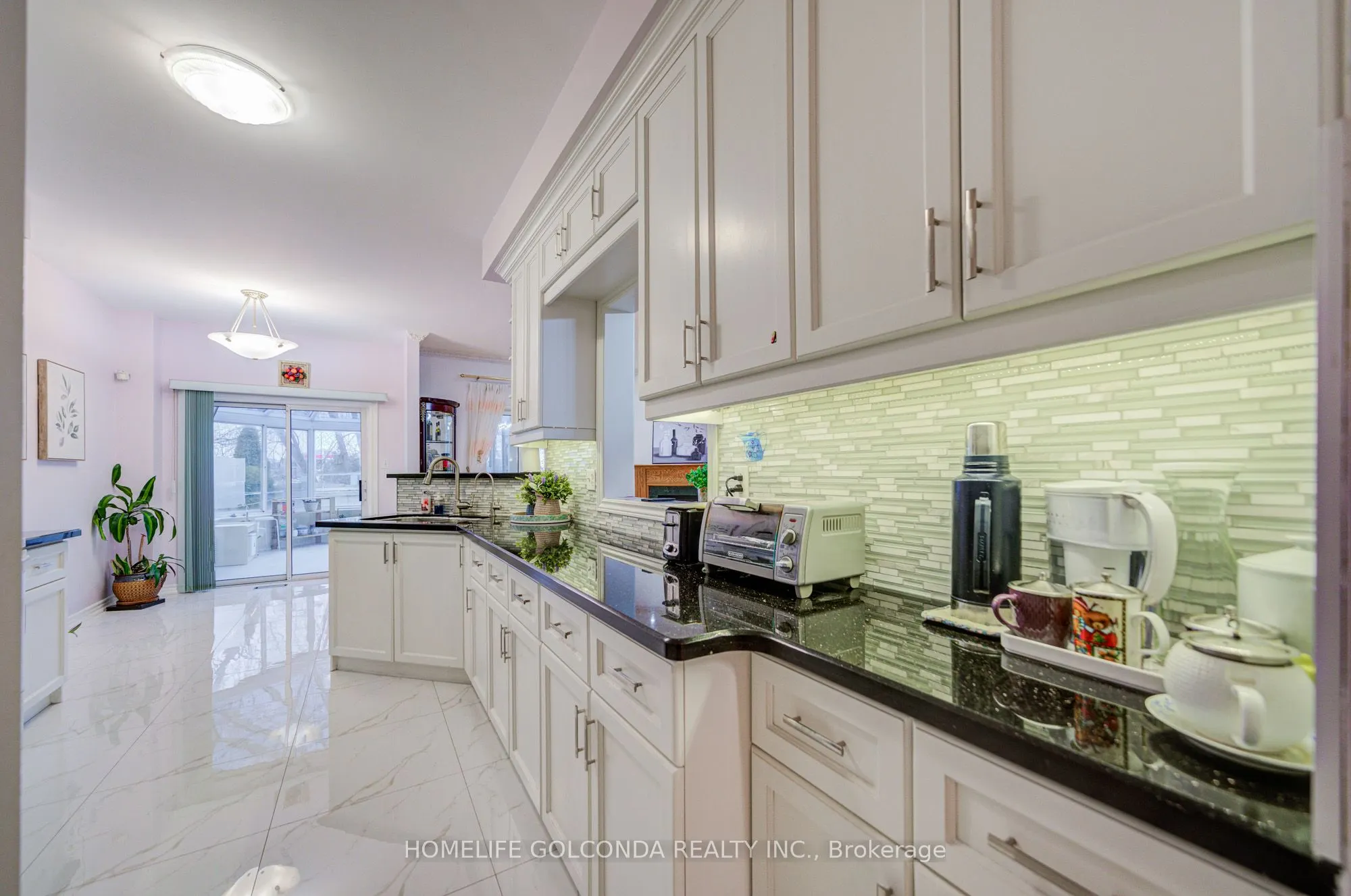 25 Eastpine Drive