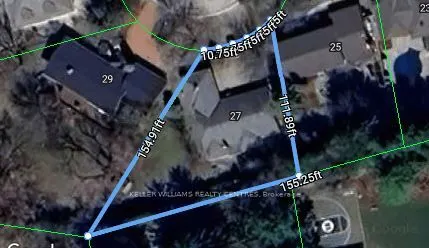 27 Hawthorne Lane