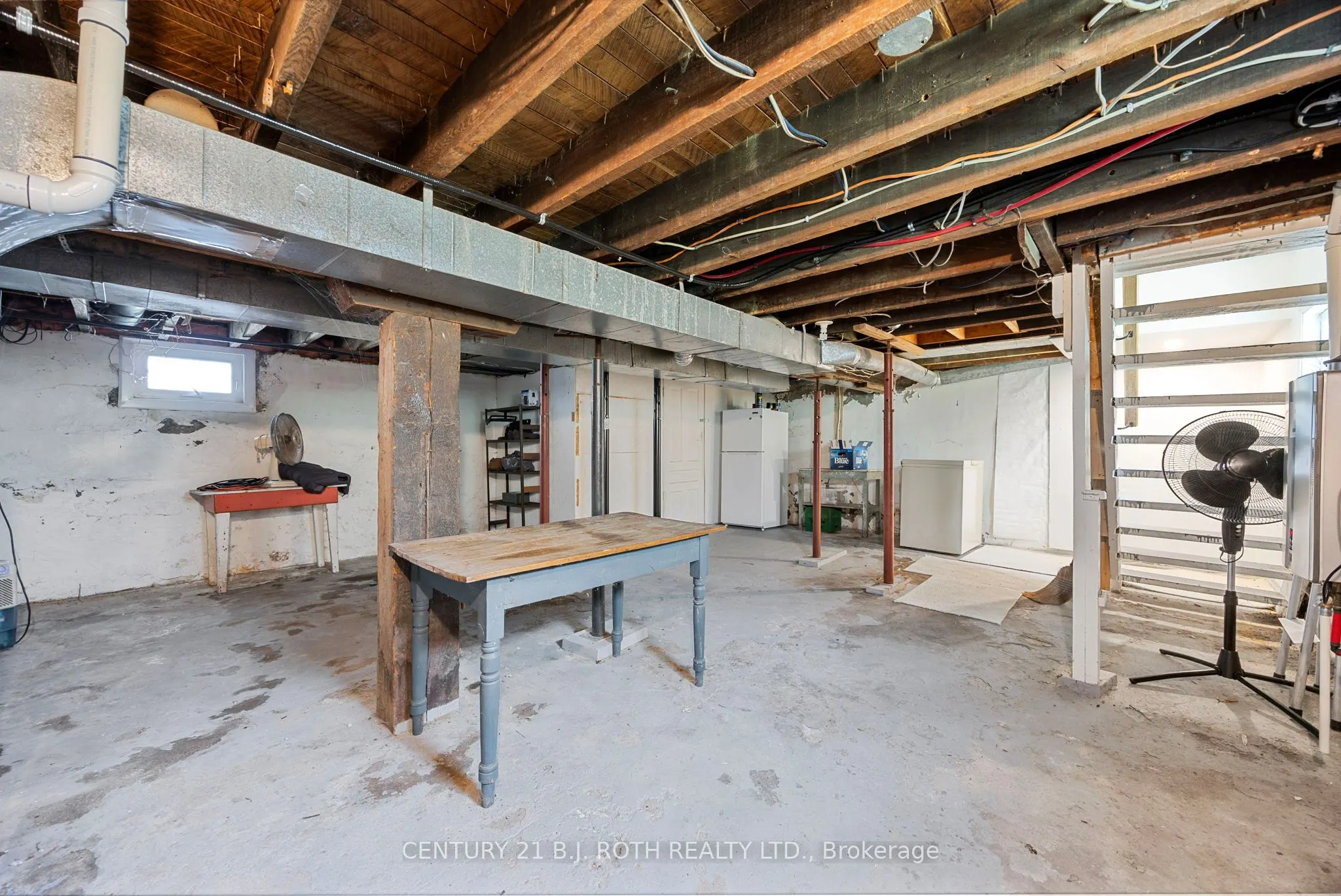 46 Church Street S