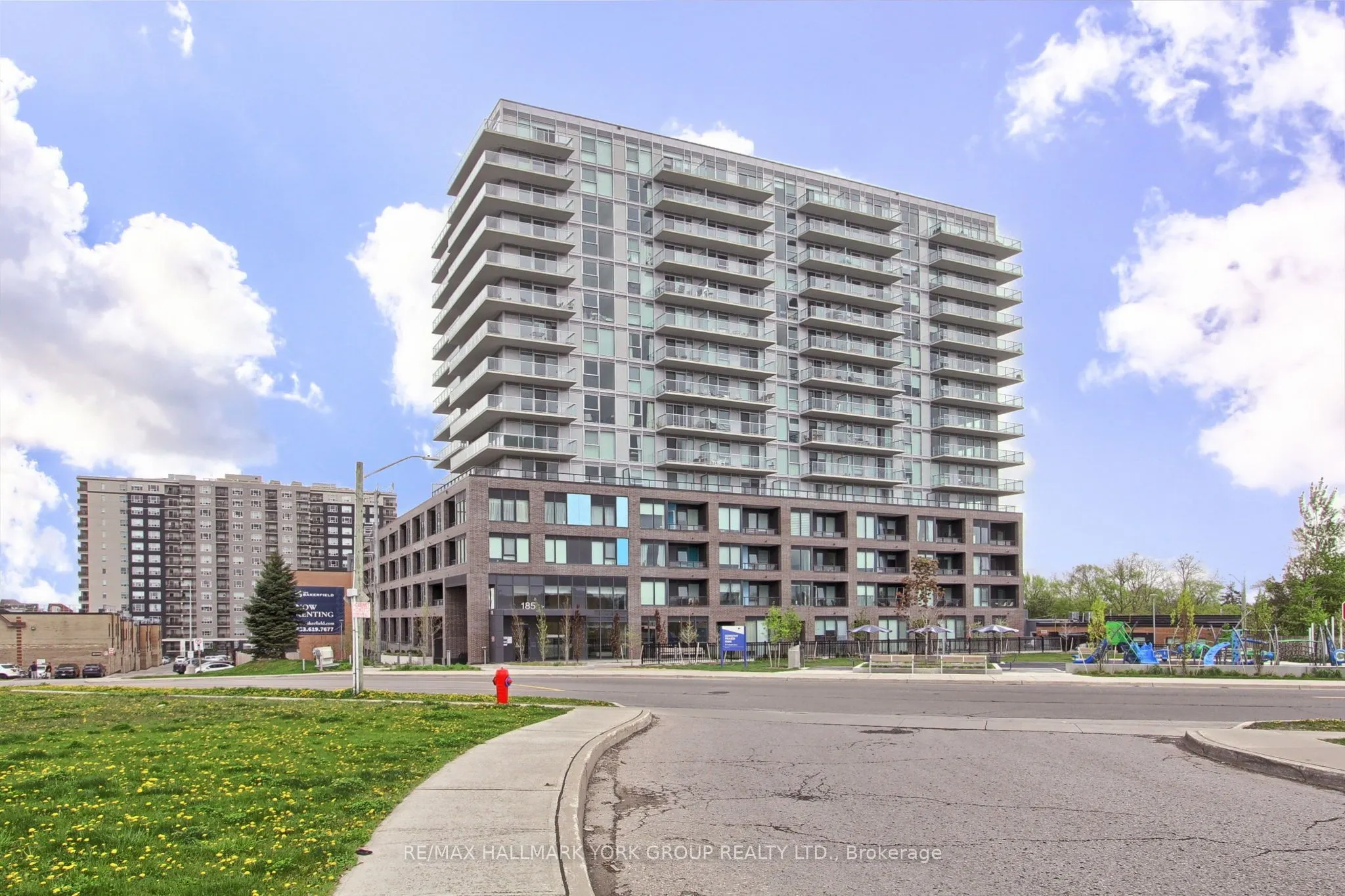 185 Deerfield Road #419