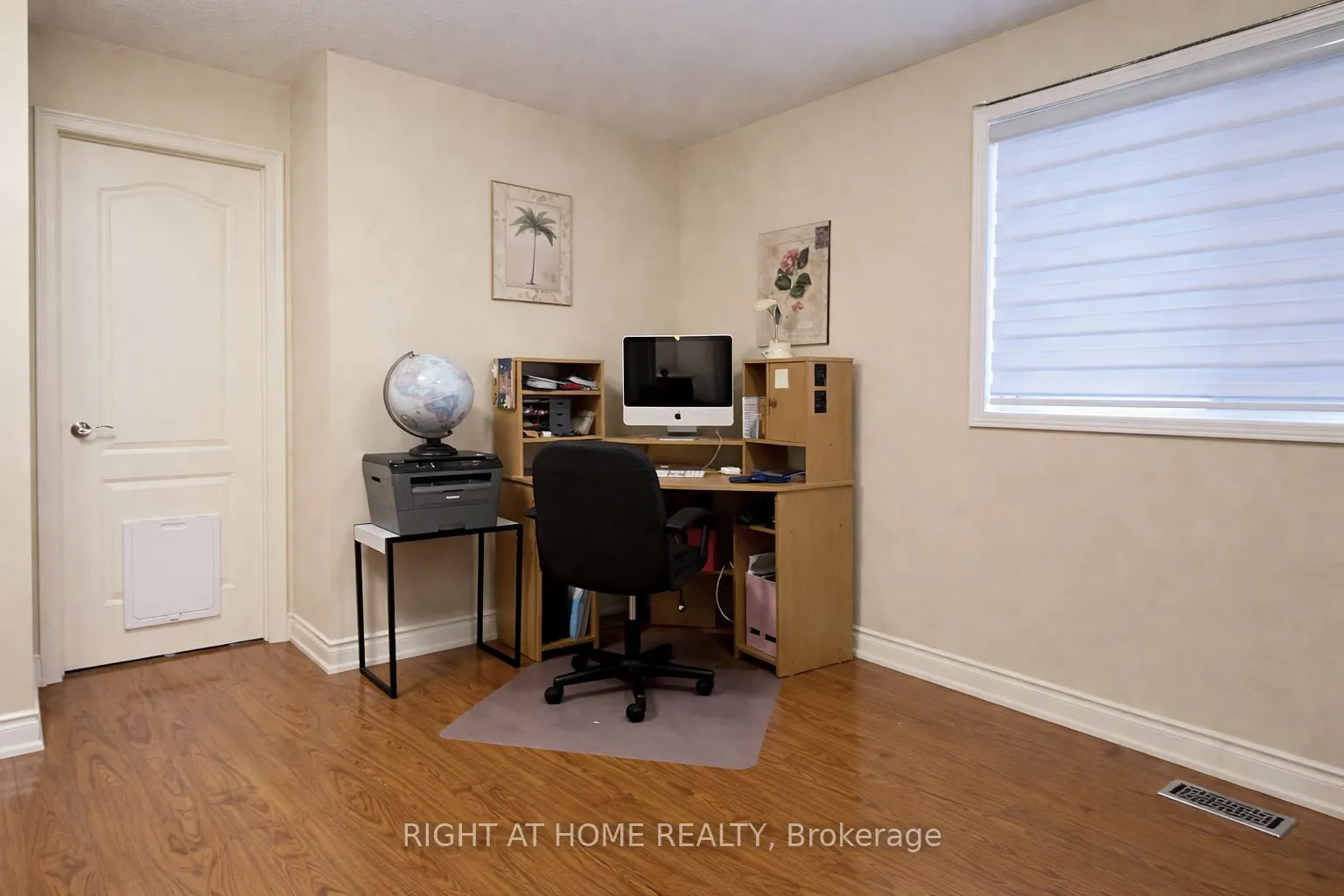 4 Forest Run Boulevard