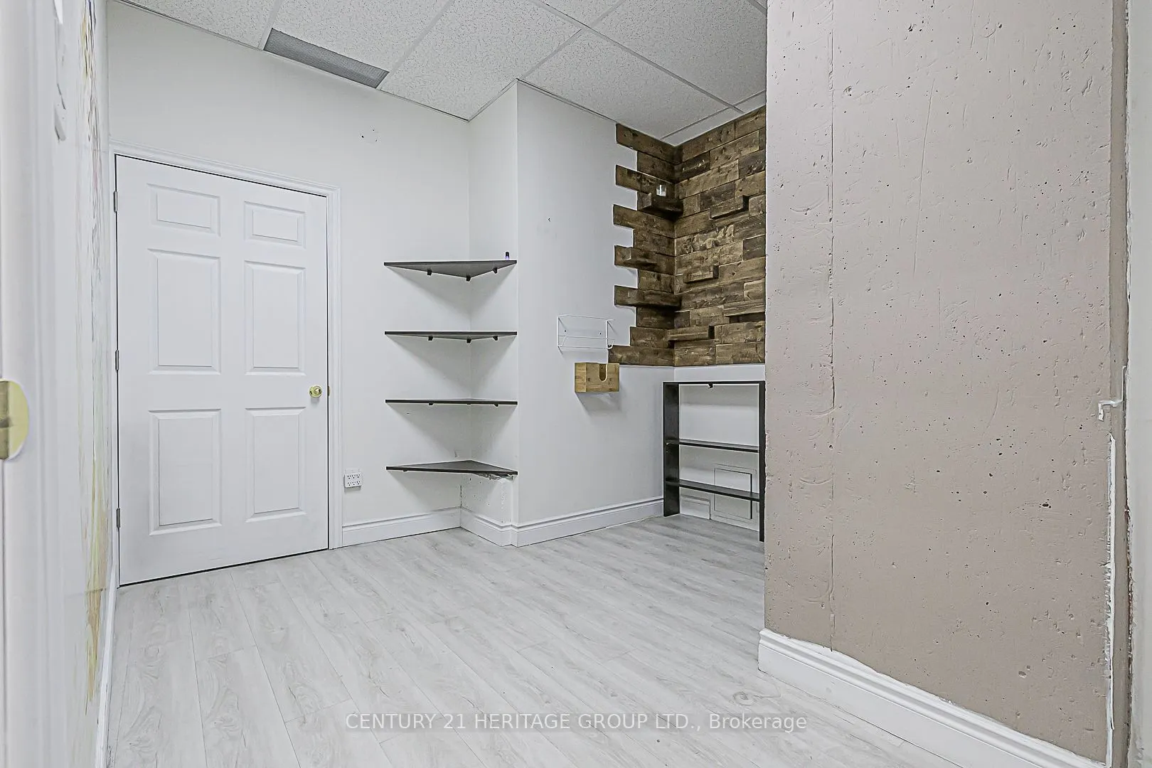 9201 Yonge Street #LEVEL 1, UNIT 1 ( NW-1)