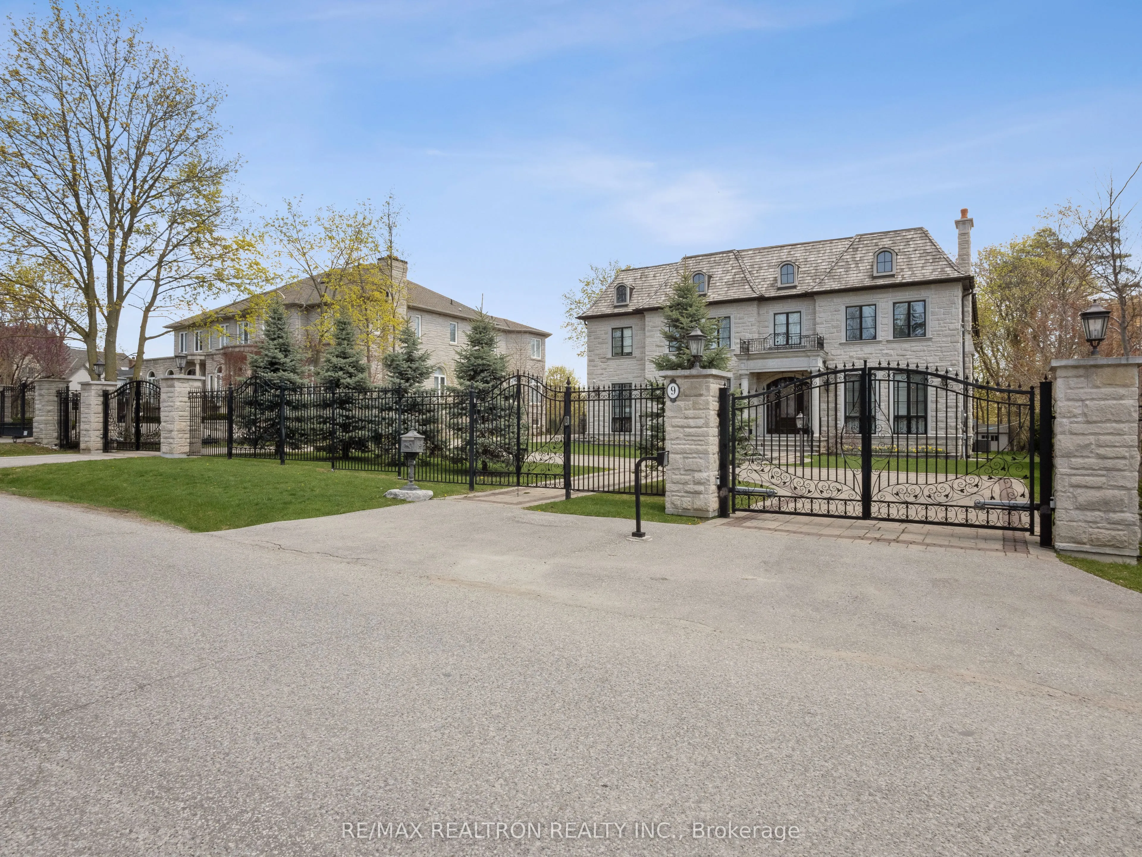 9 Thornbank Road