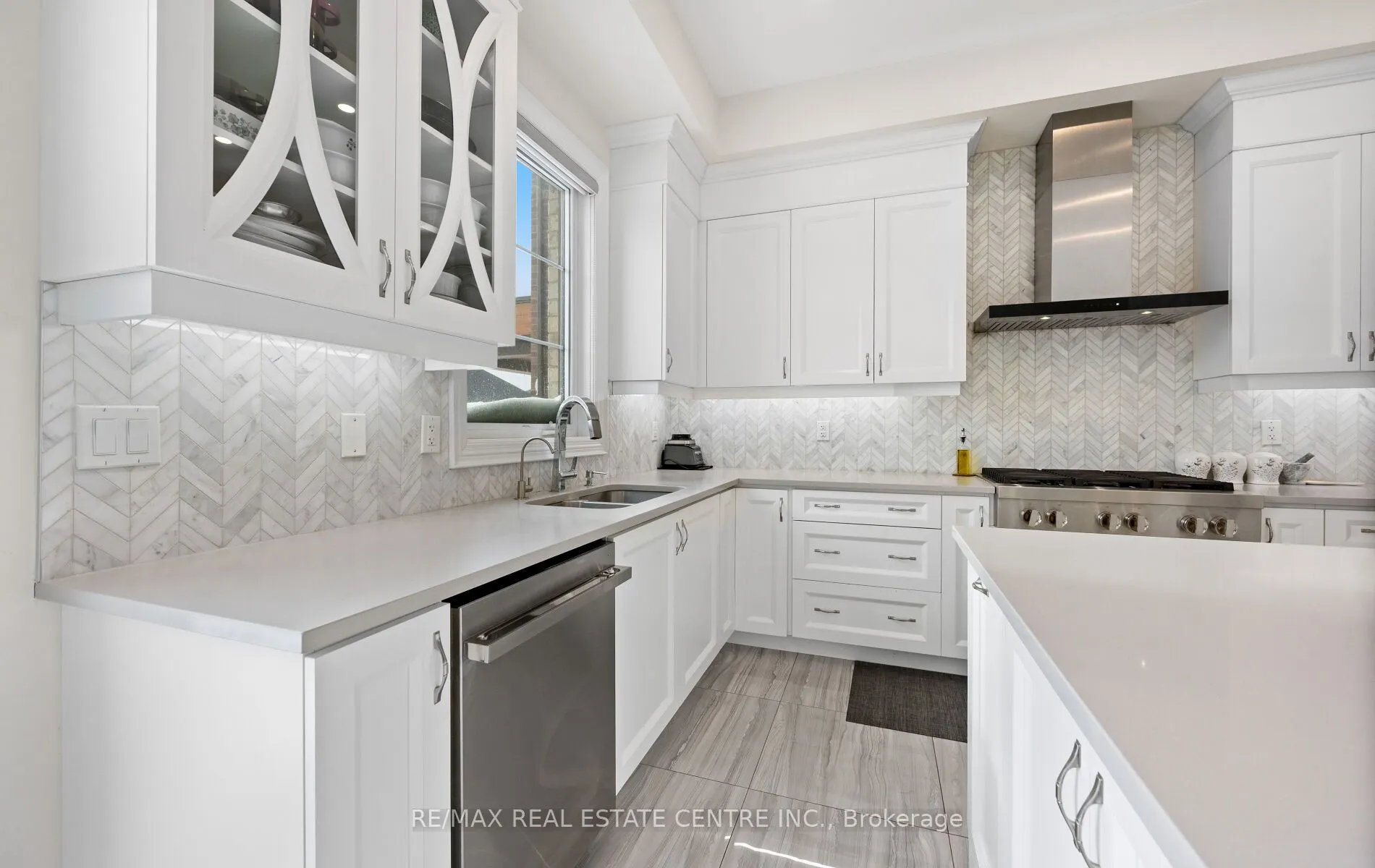 160 Wainfleet Crescent