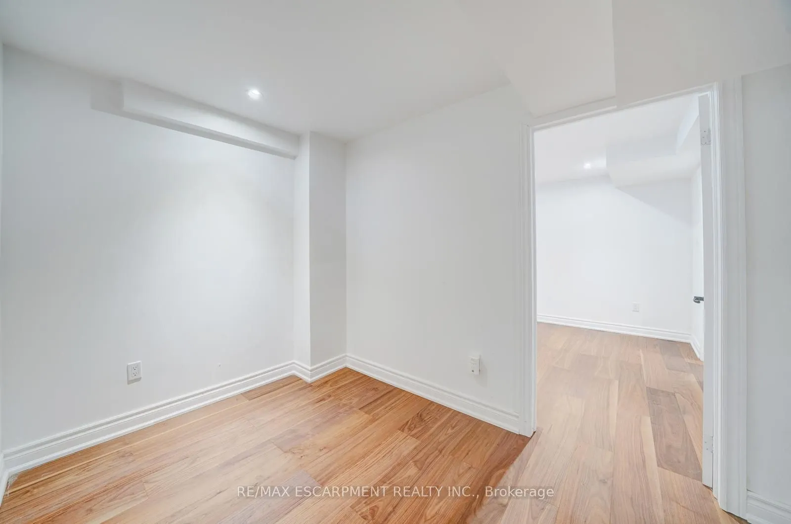 108 Olde Bayview Avenue