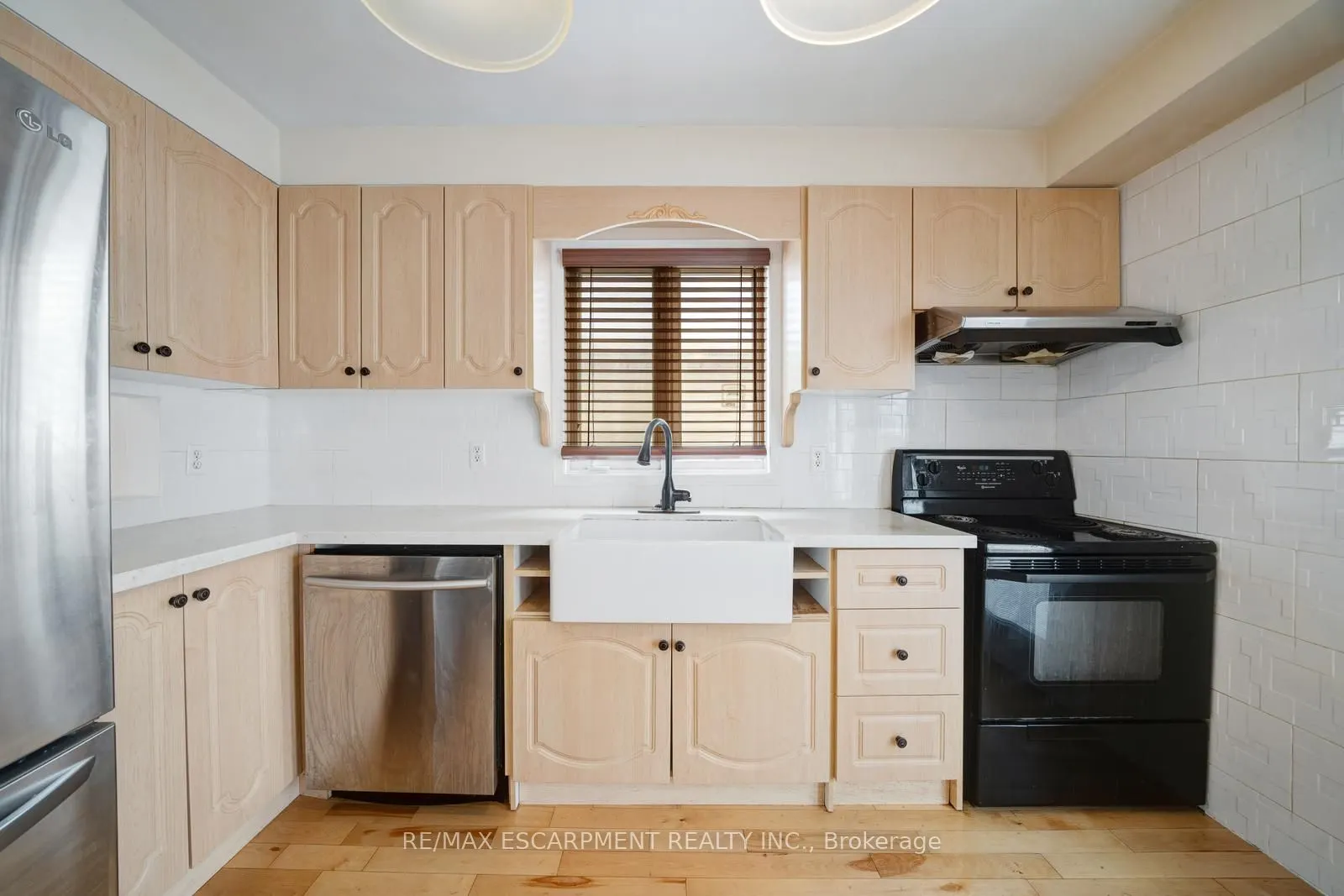 108 Olde Bayview Avenue