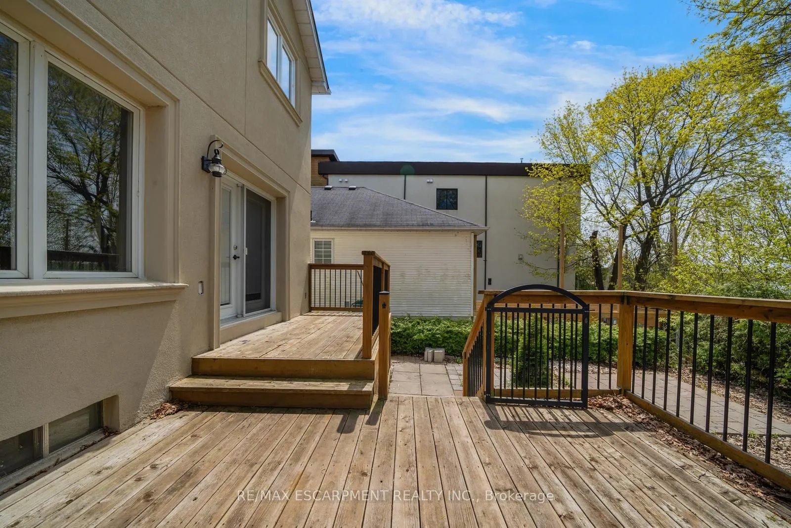 108 Olde Bayview Avenue