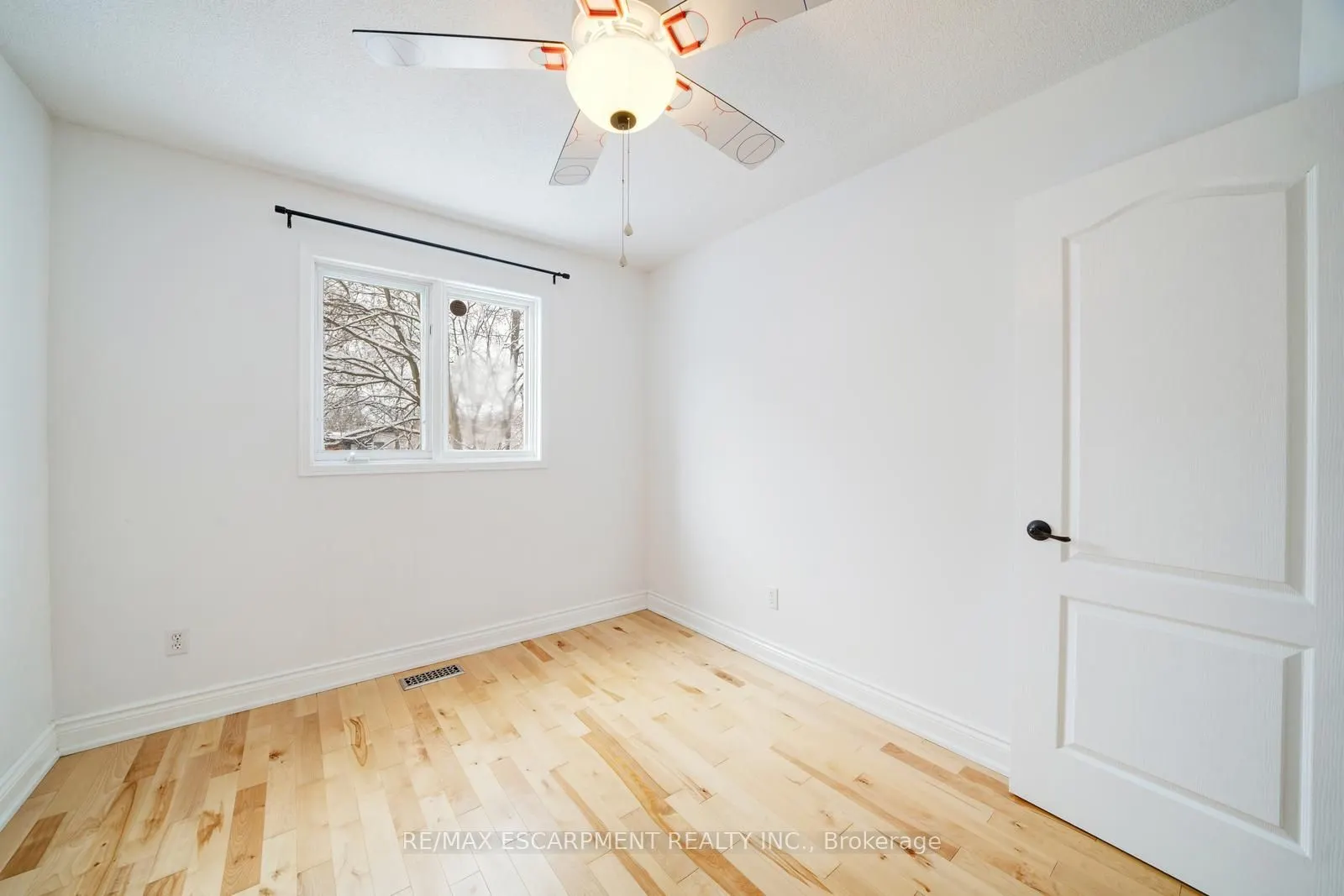 108 Olde Bayview Avenue