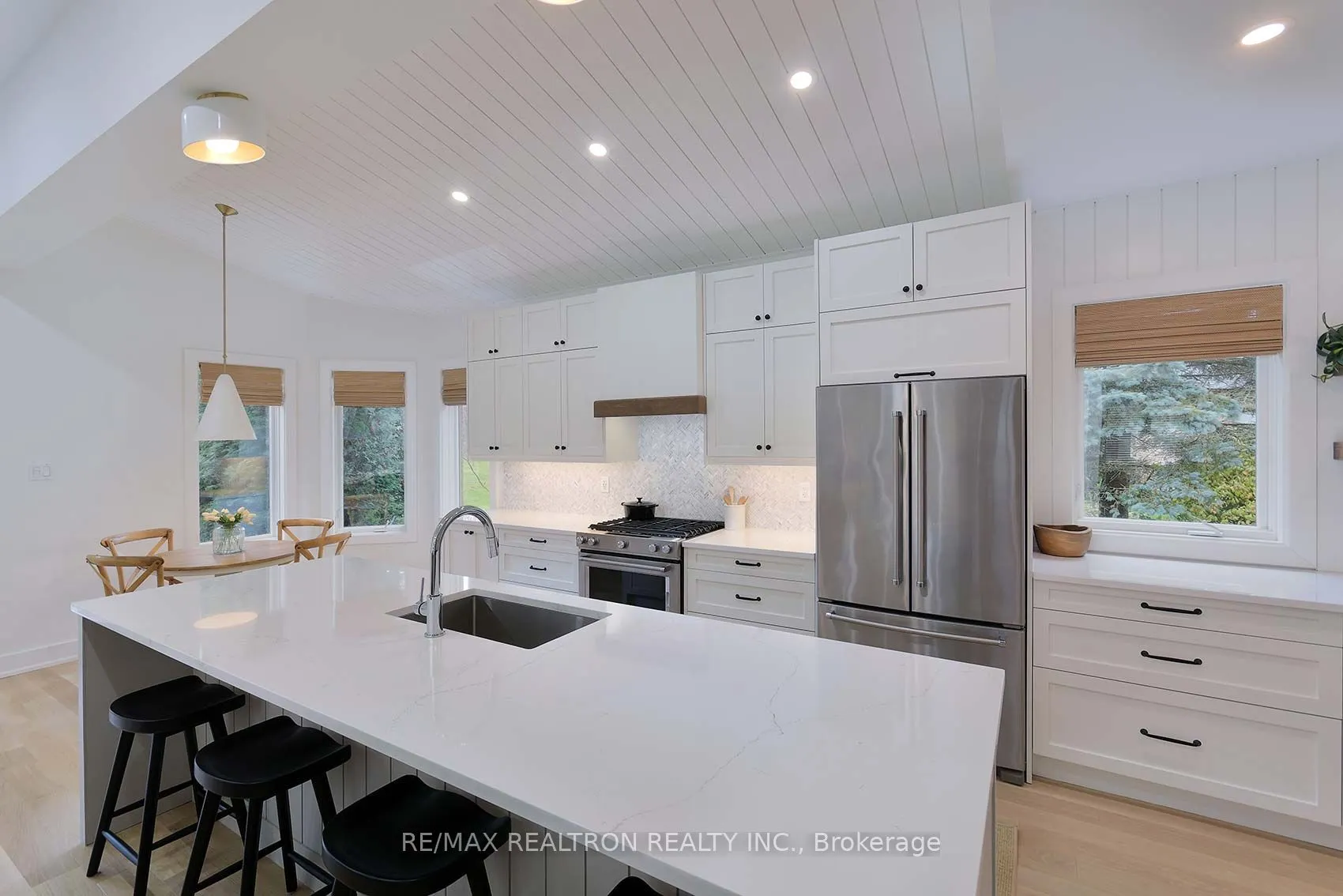 26 Hagen Hollow