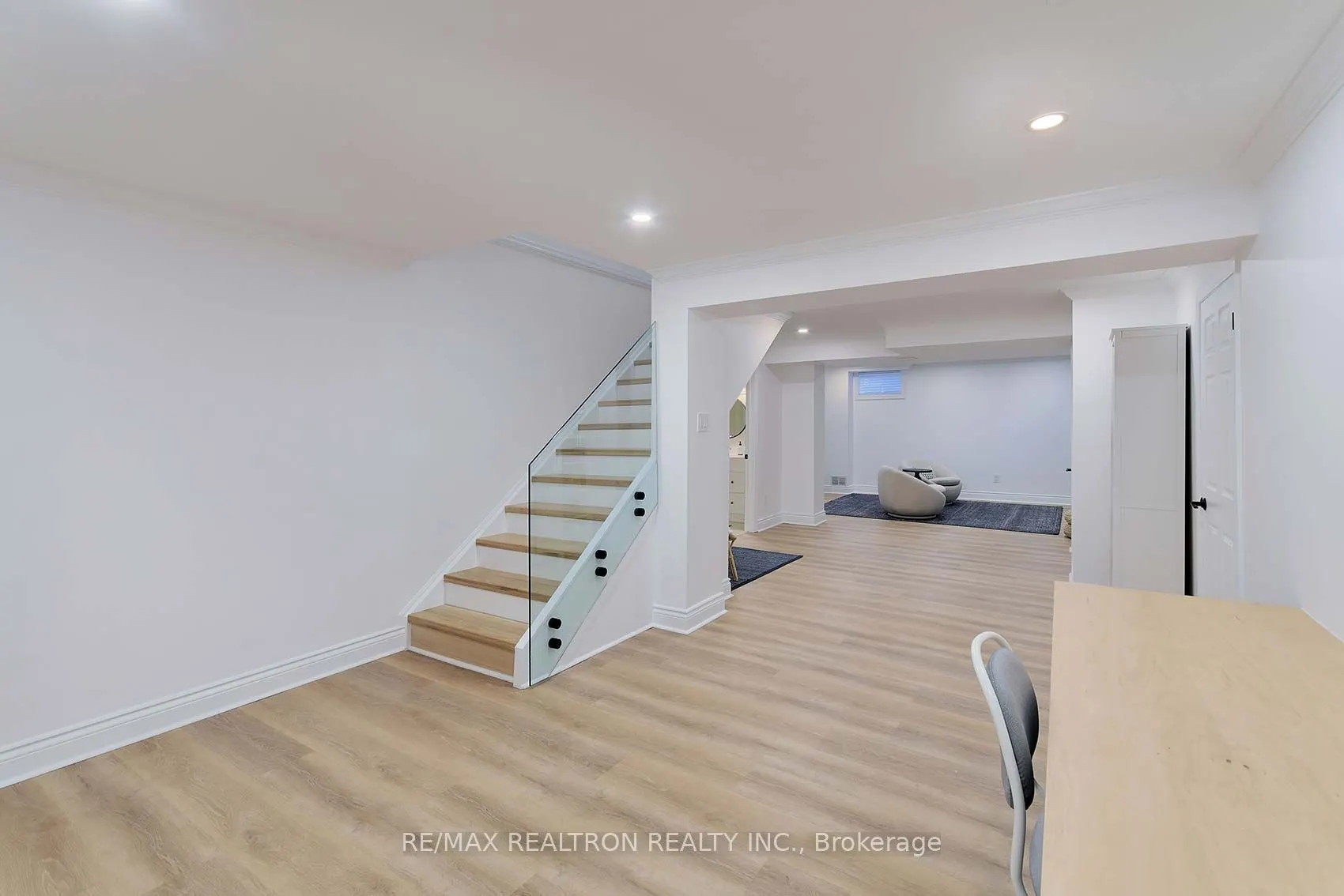 26 Hagen Hollow