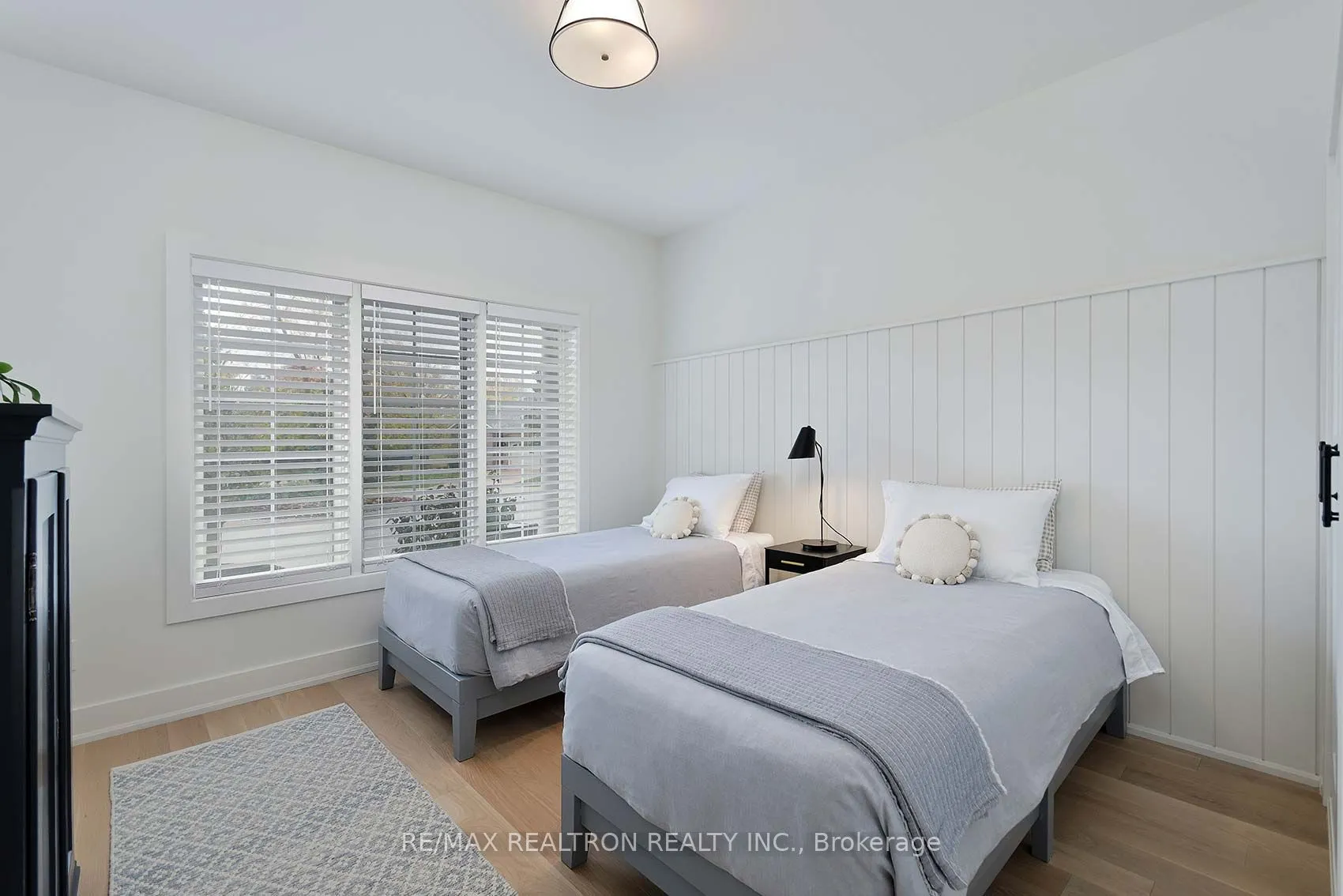 26 Hagen Hollow