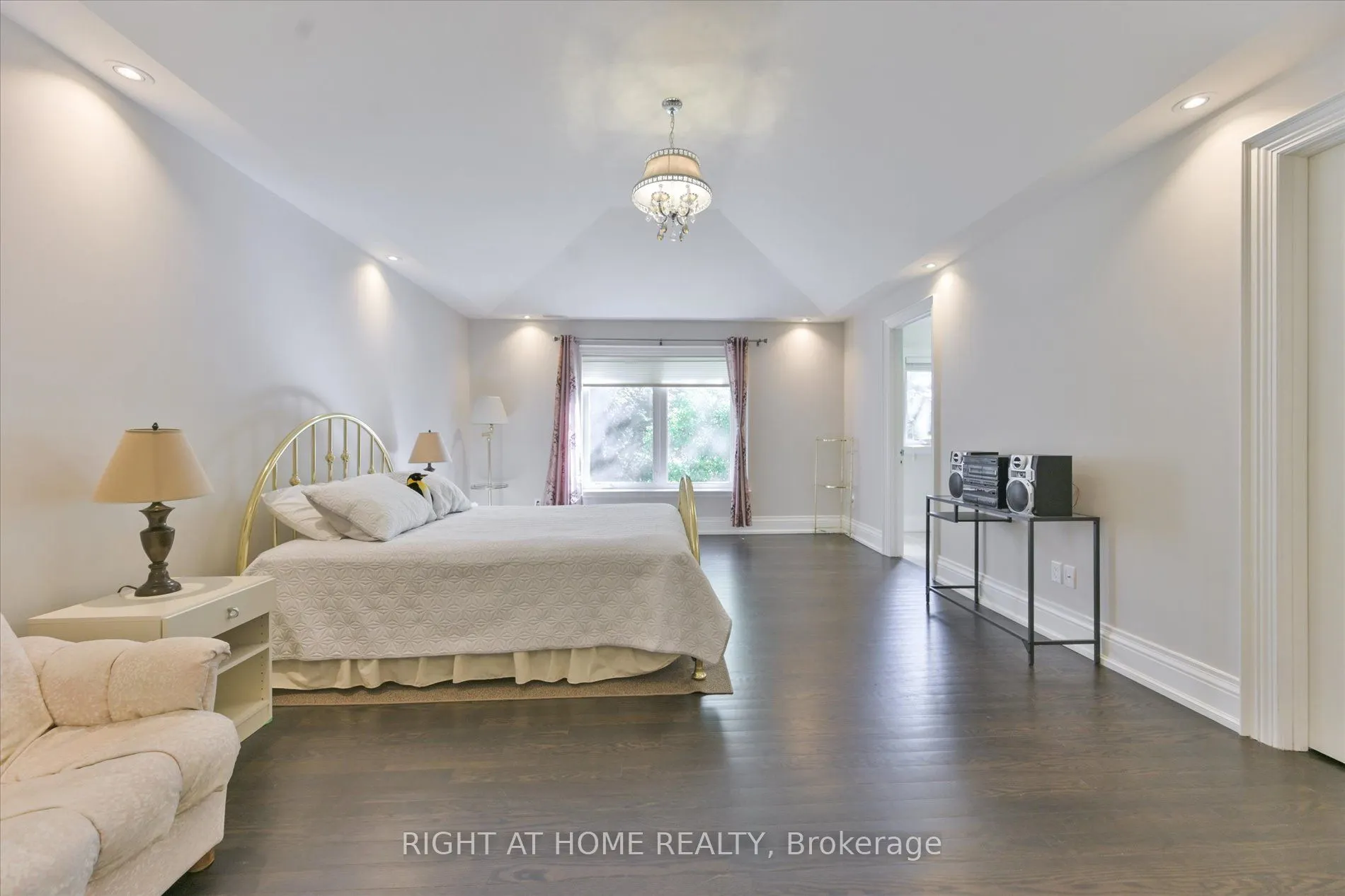 18 Mccowan Lane