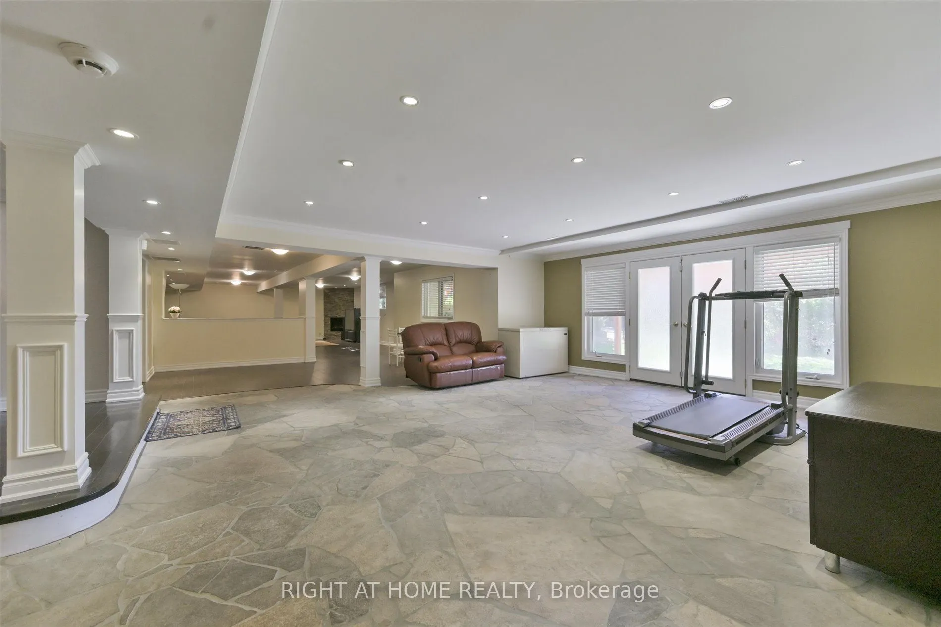 18 Mccowan Lane