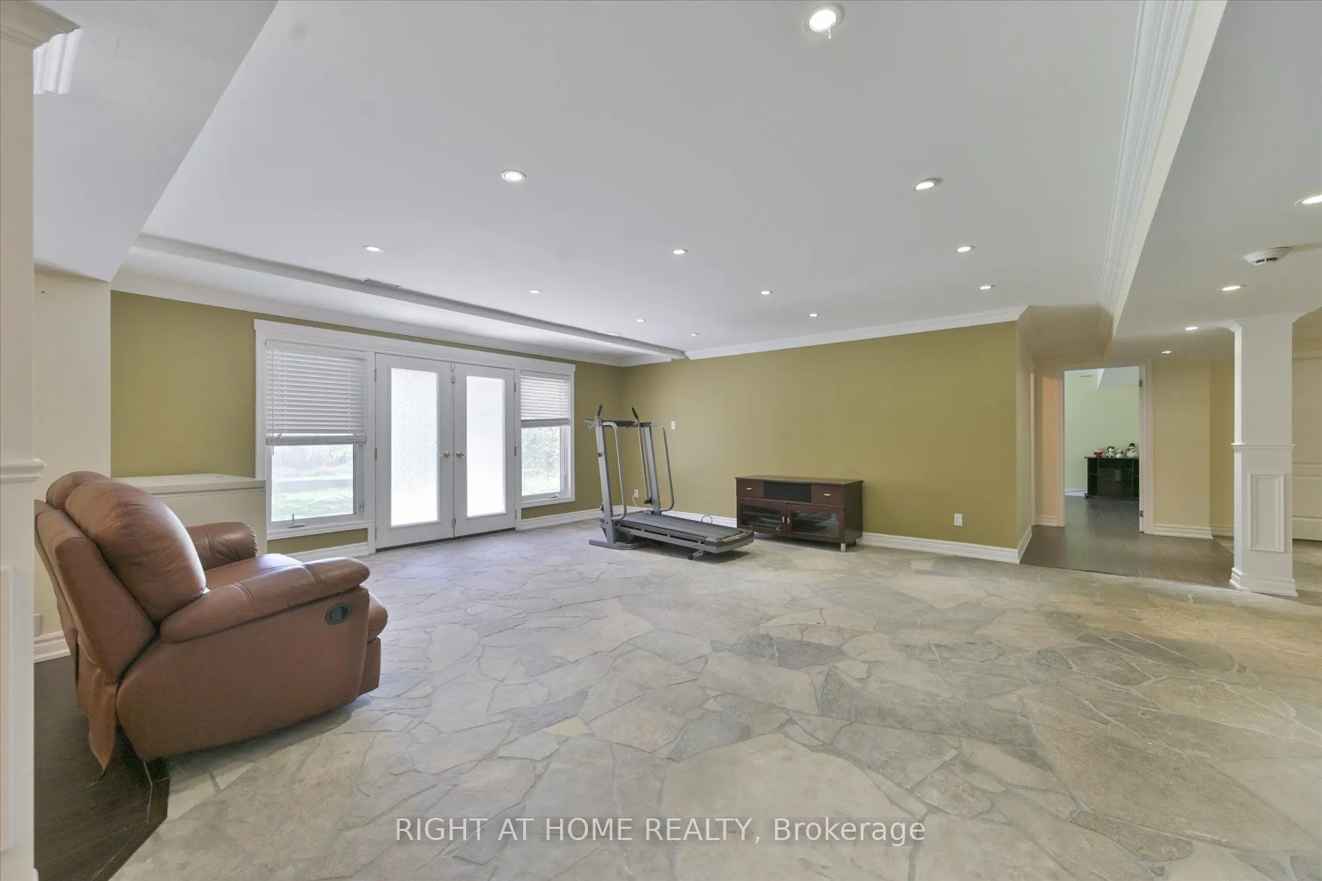 18 Mccowan Lane
