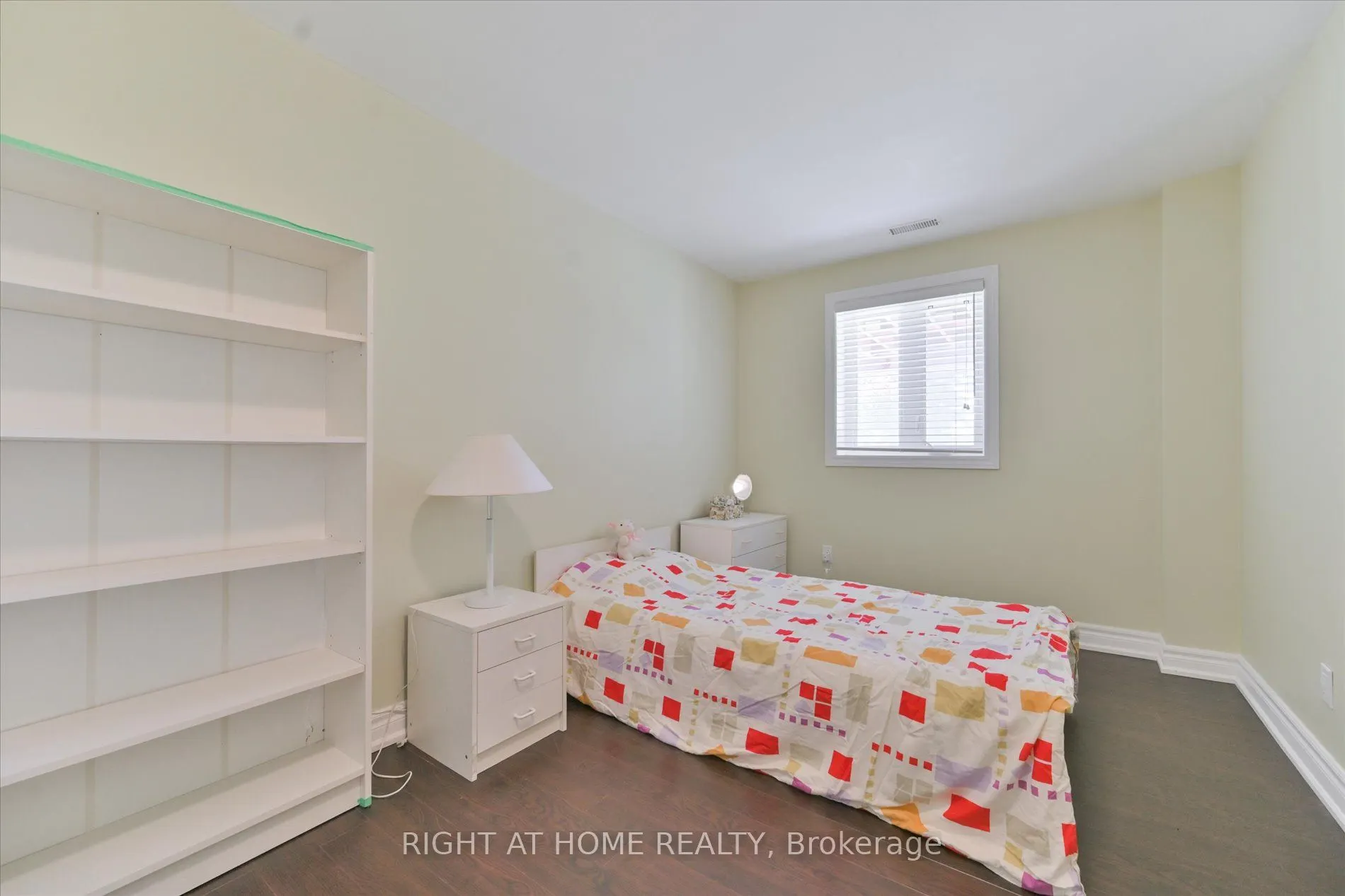 18 Mccowan Lane