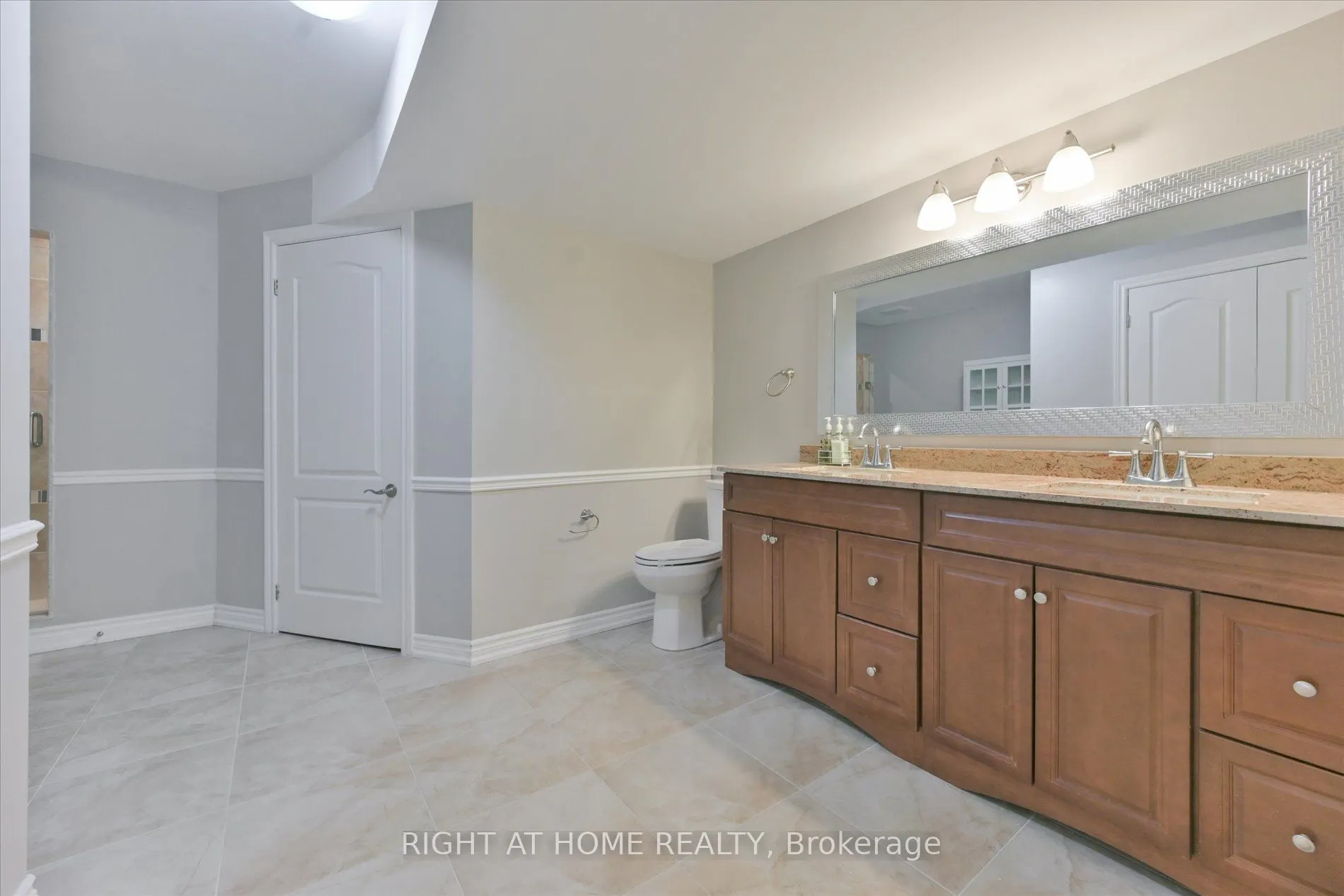 18 Mccowan Lane