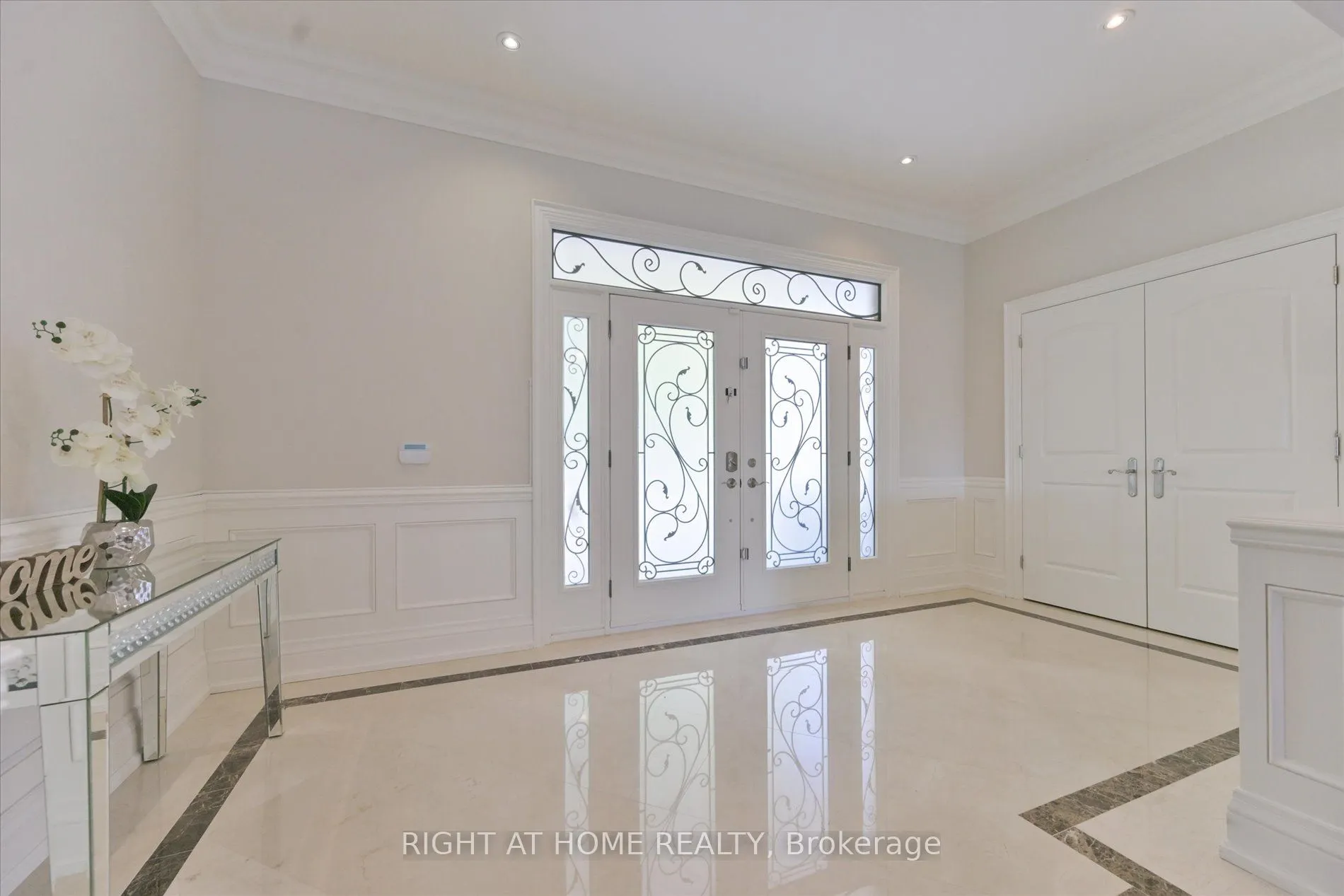 18 Mccowan Lane