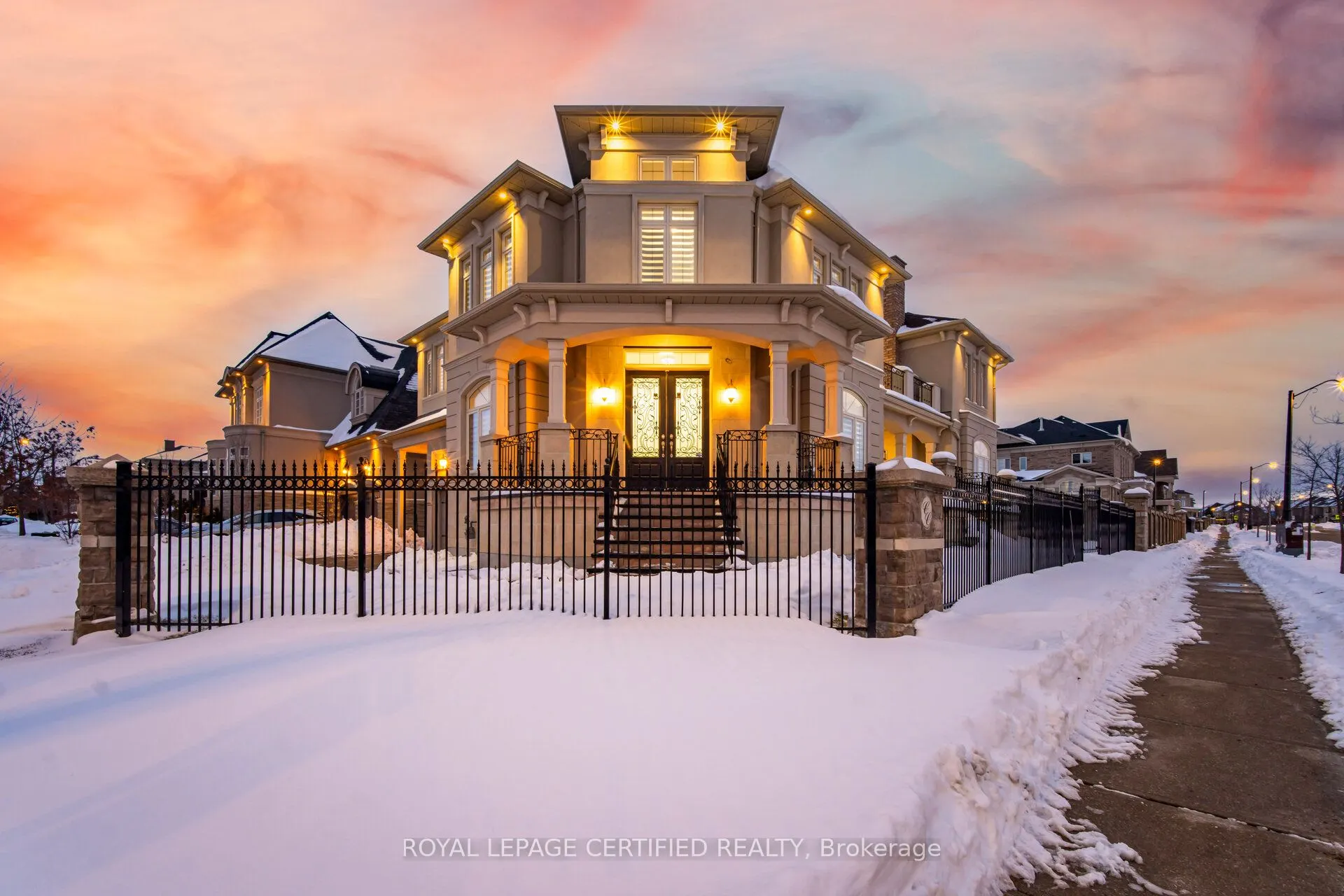 100 Virtue Crescent