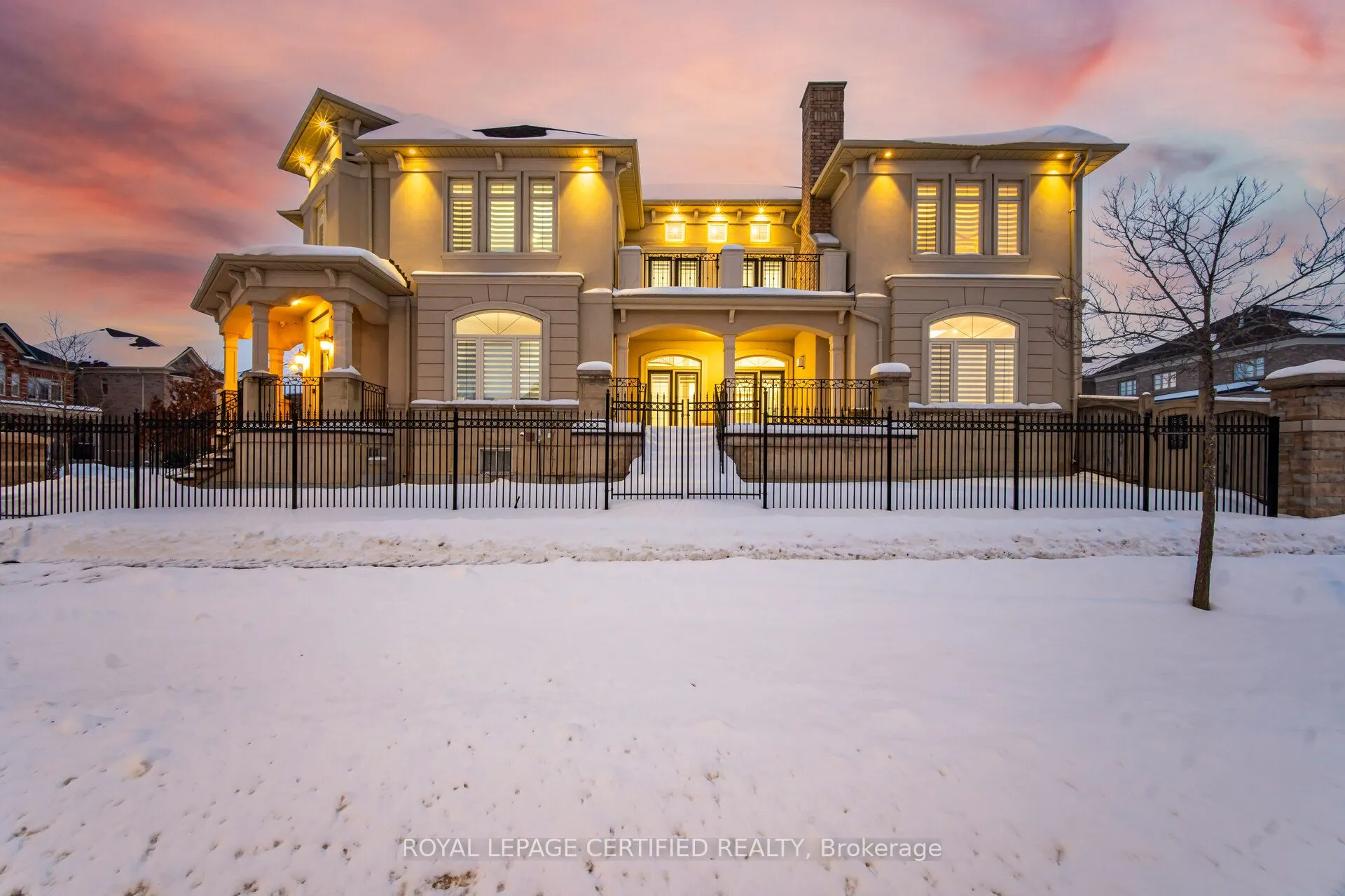 100 Virtue Crescent